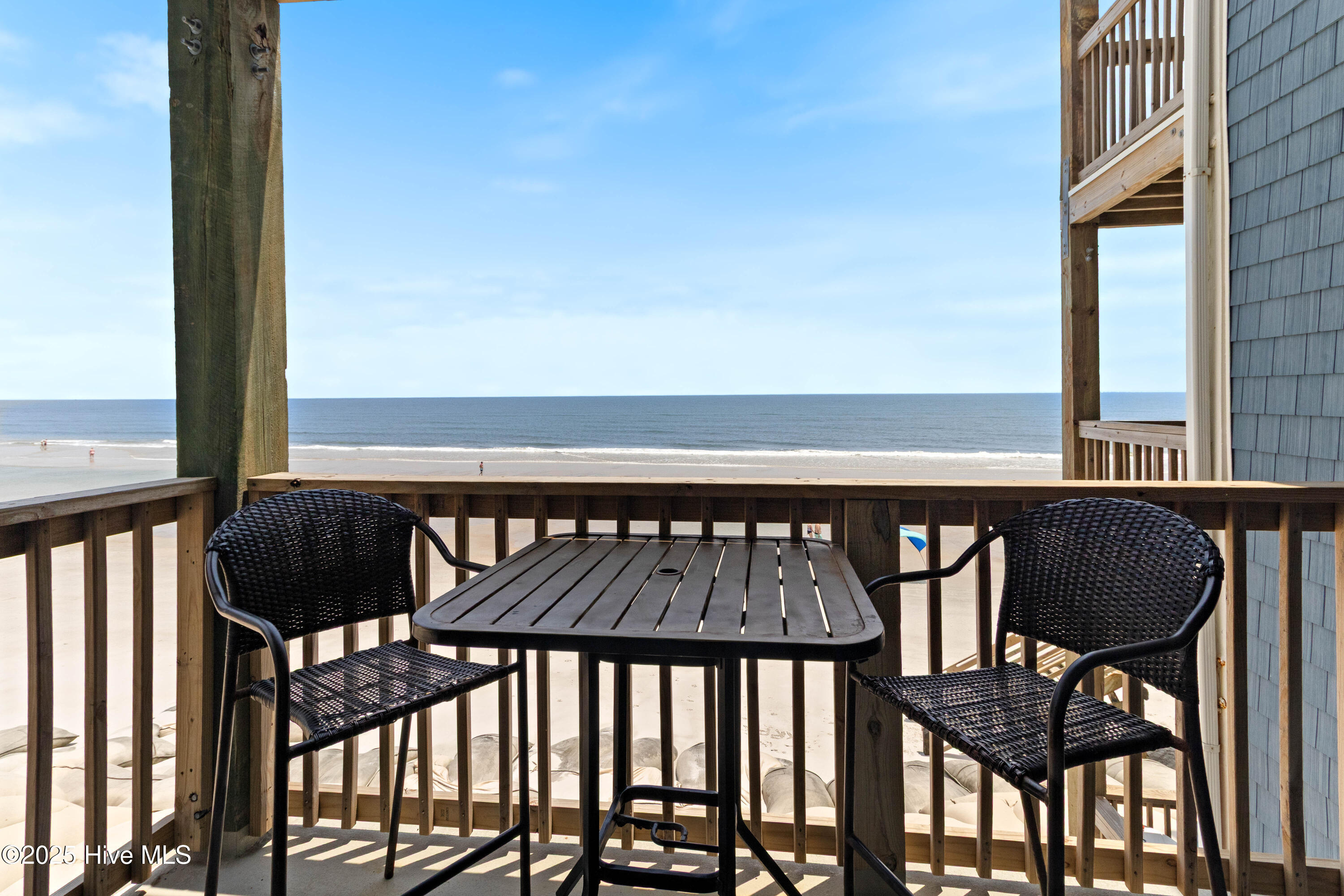 100553651 | Photo 20