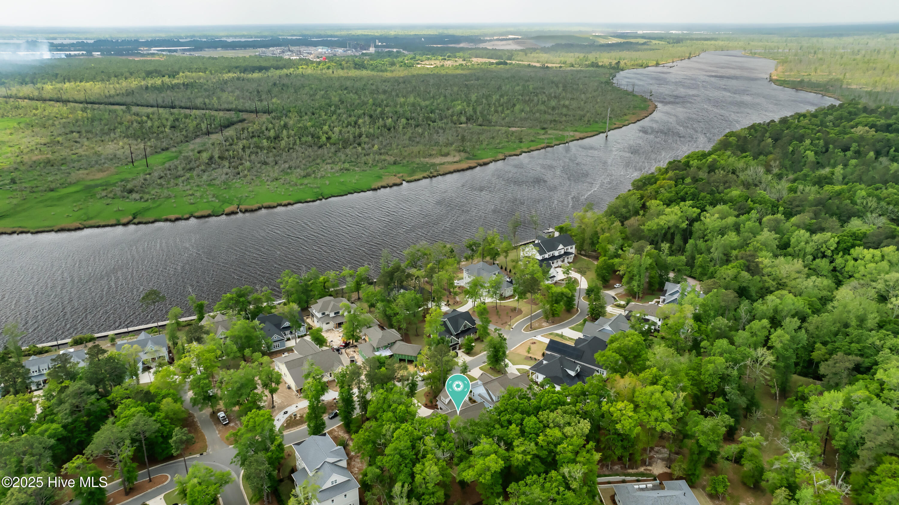 100534393 | Photo 60