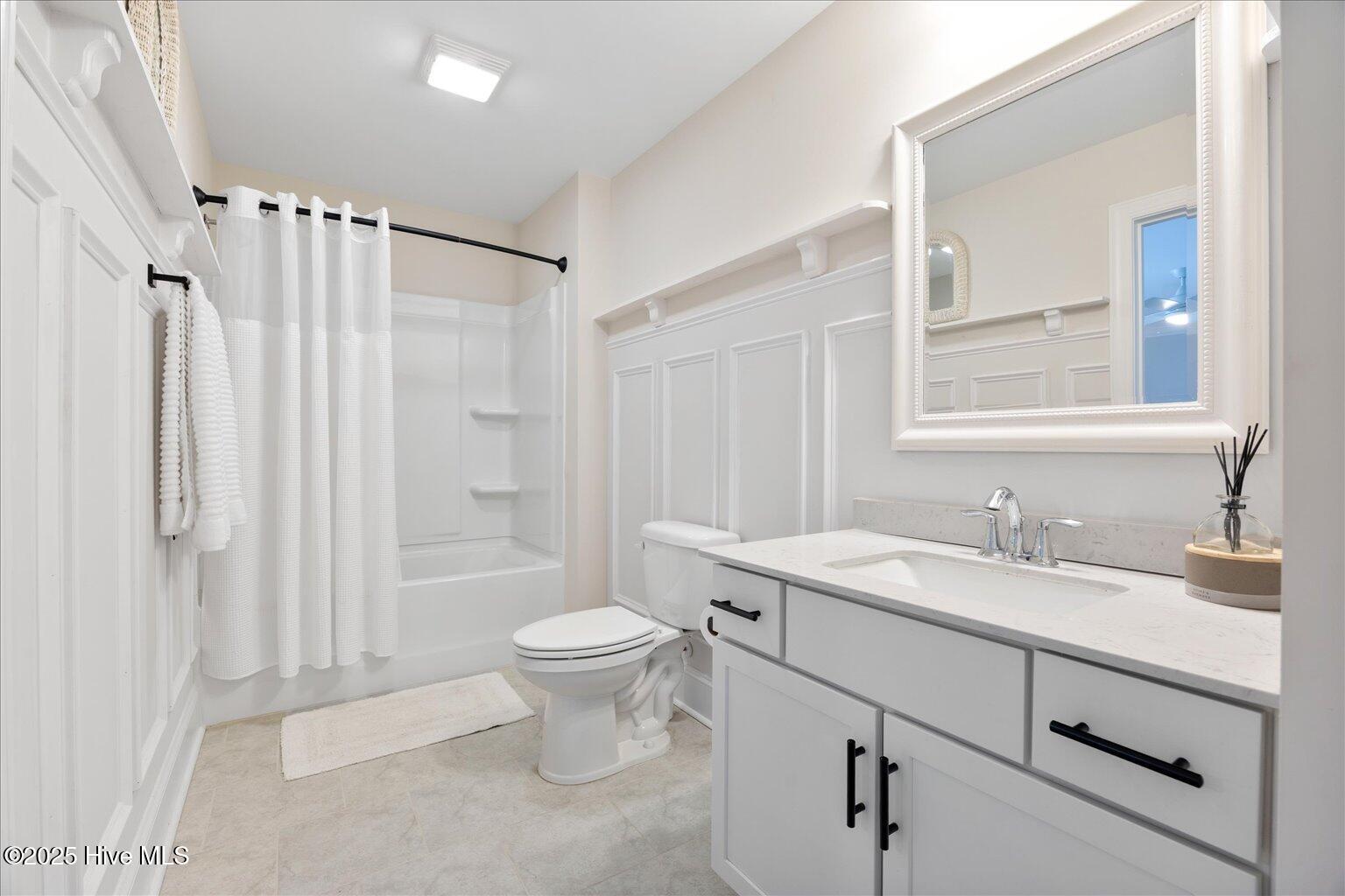 100533104 | Photo 36