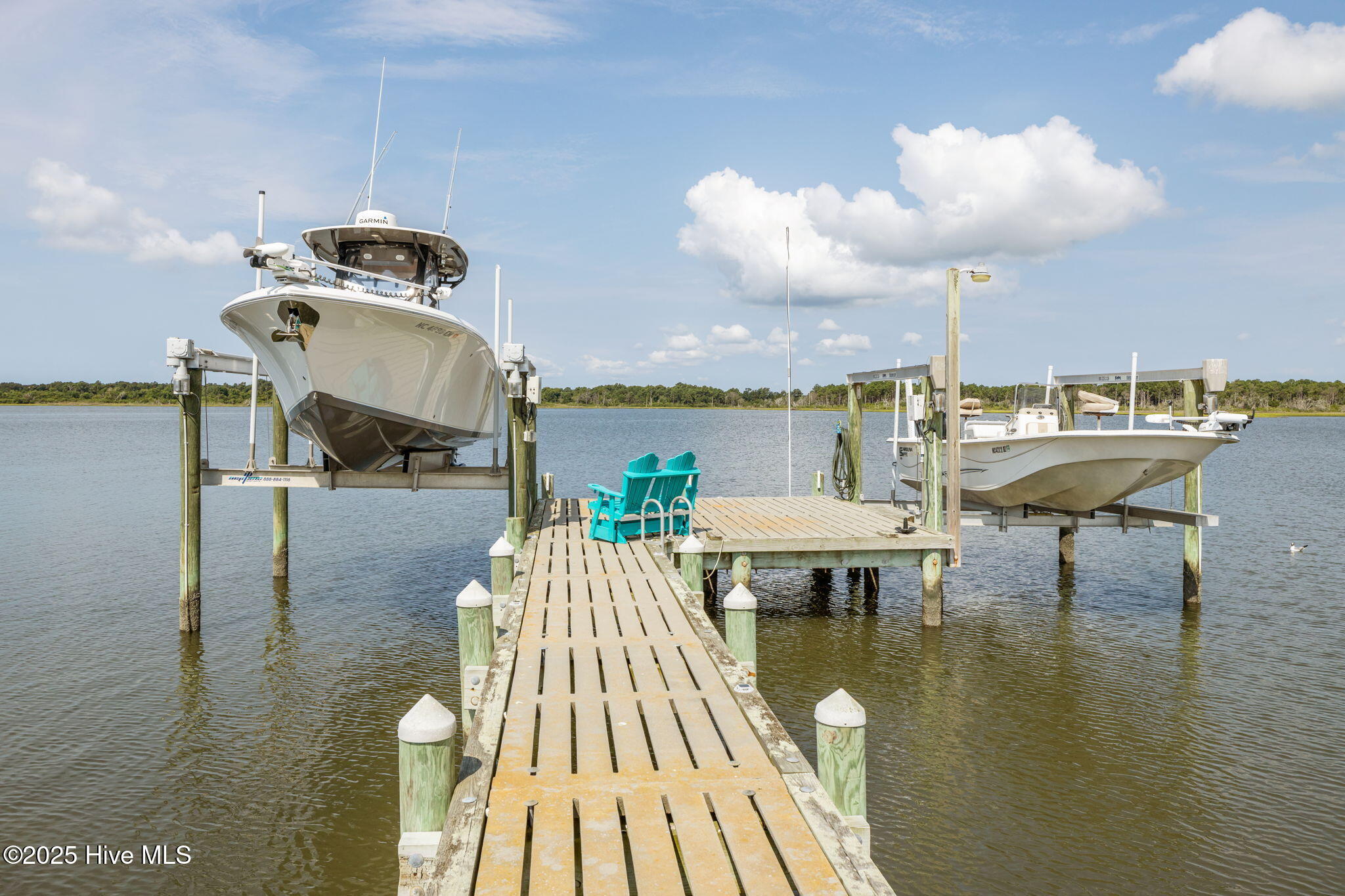 429 Live Oak Road,Newport