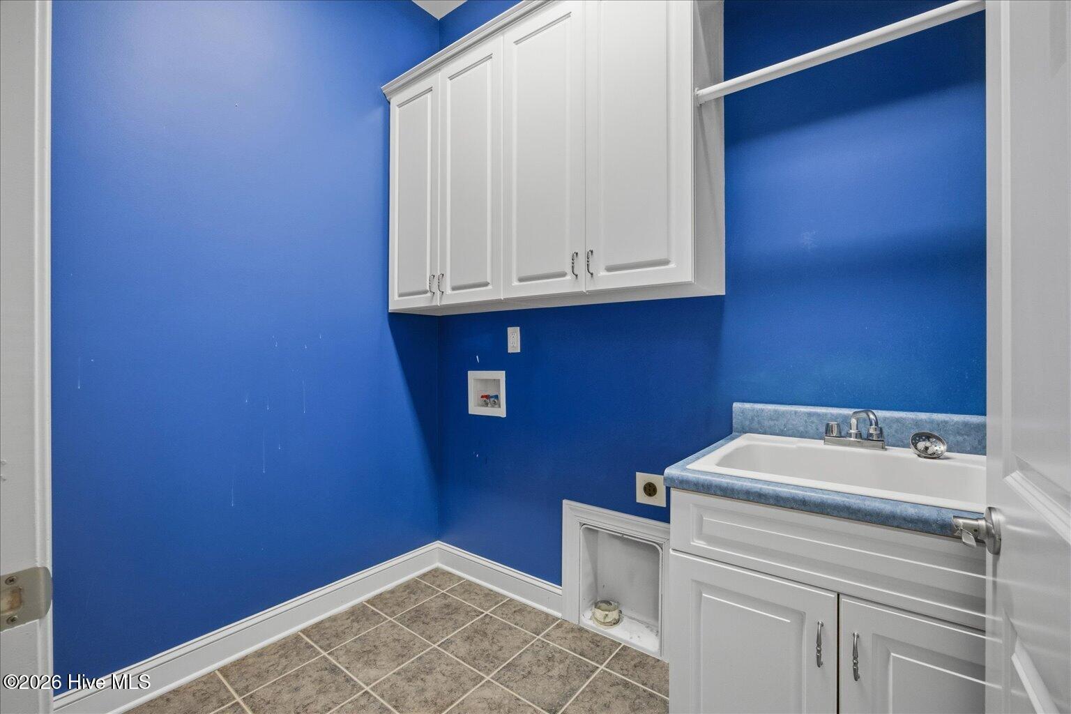 100557521 | Photo 48