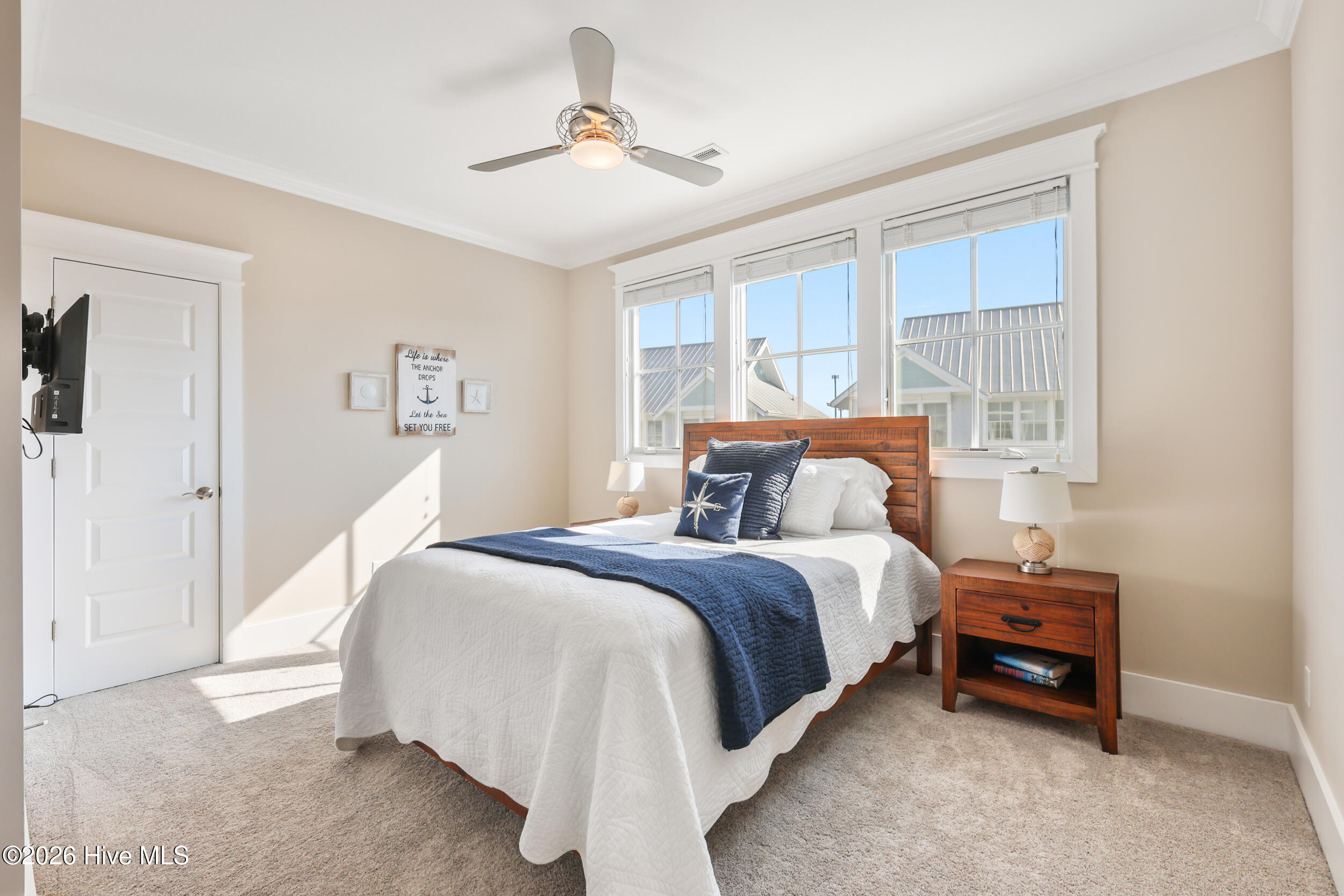 100553548 | Photo 35