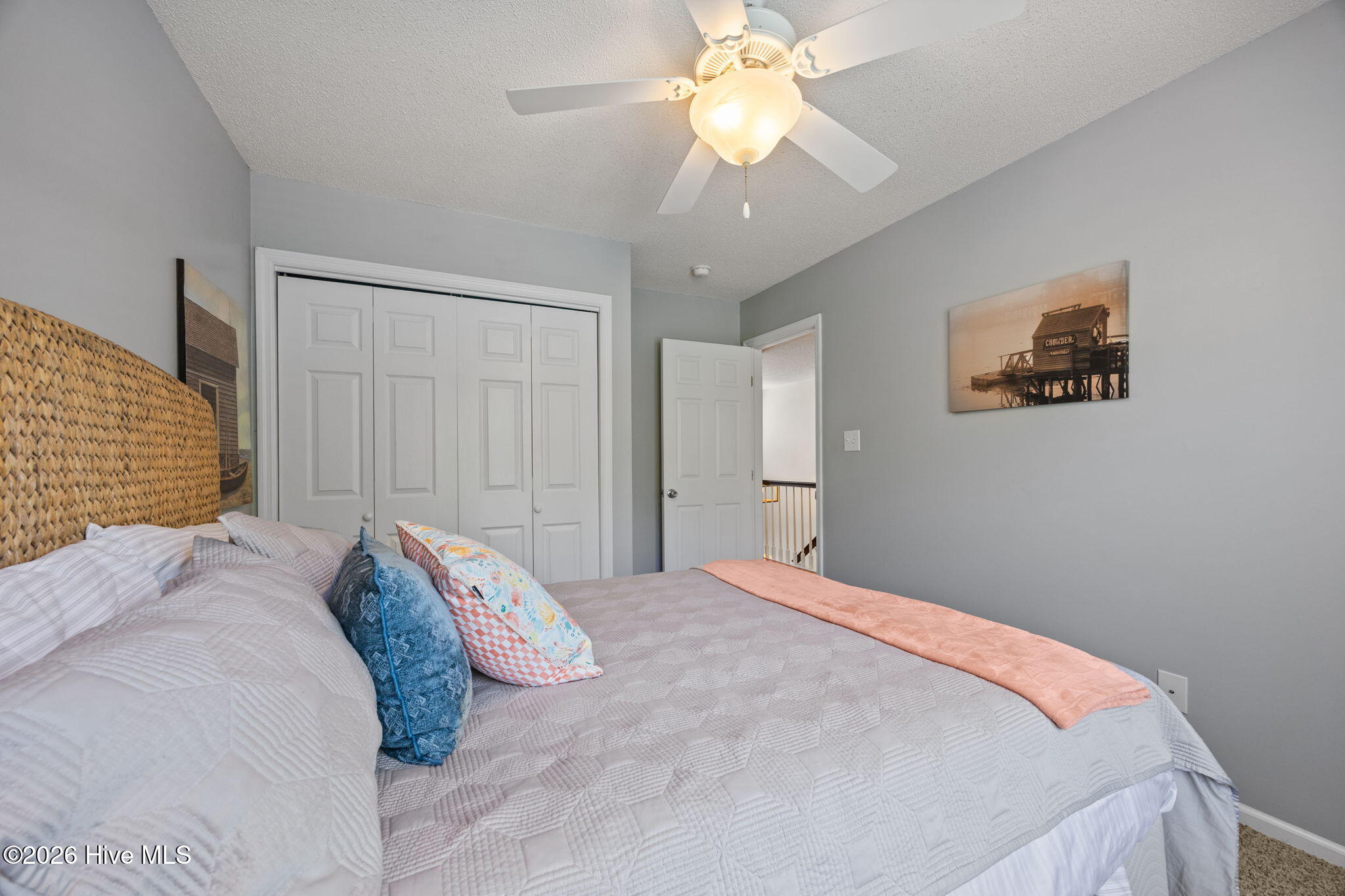 100568672 | Photo 39