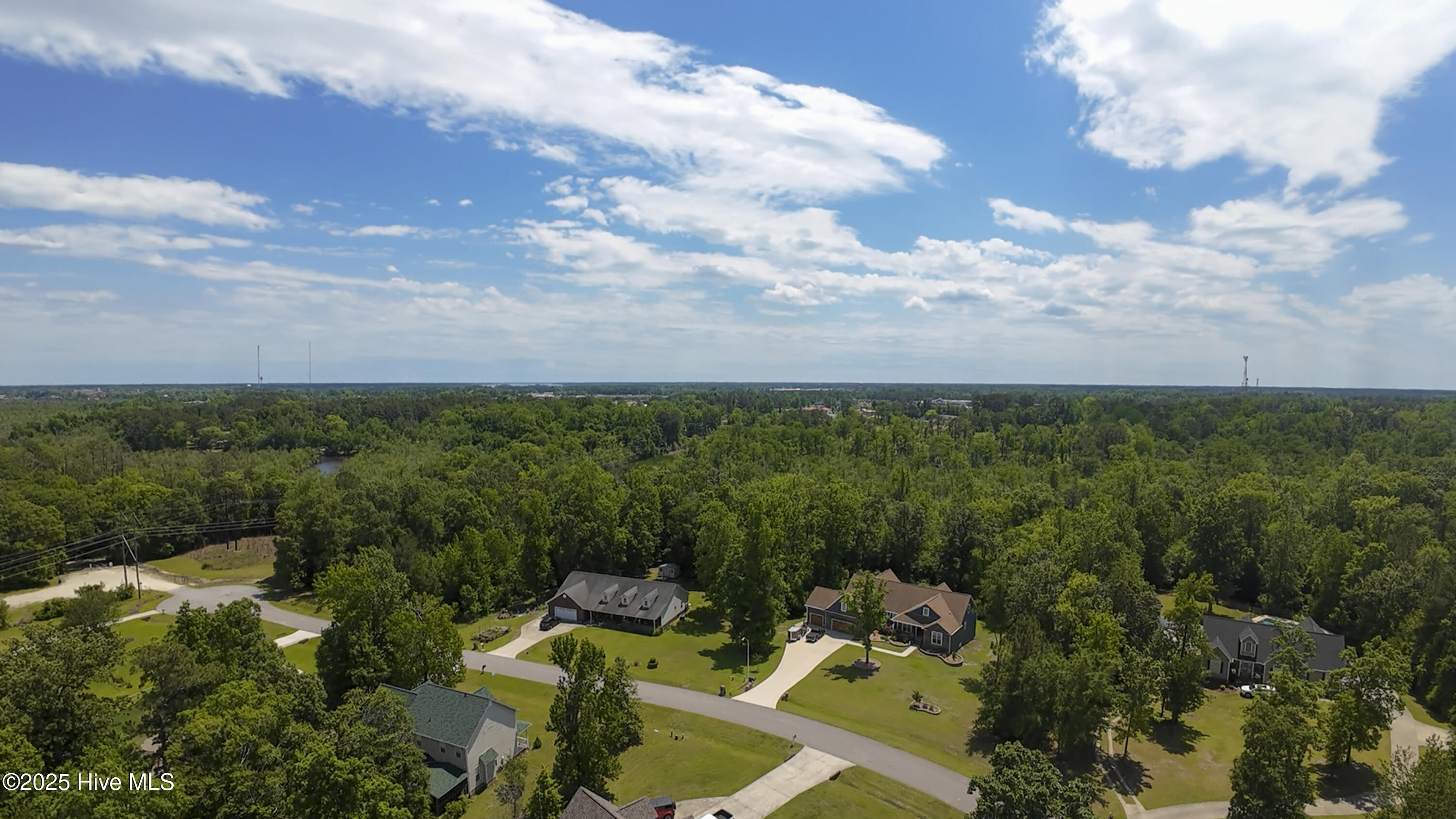 100523766 | Photo 90