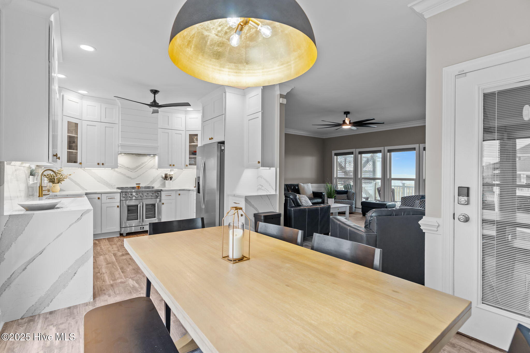 100544258 | Photo 17