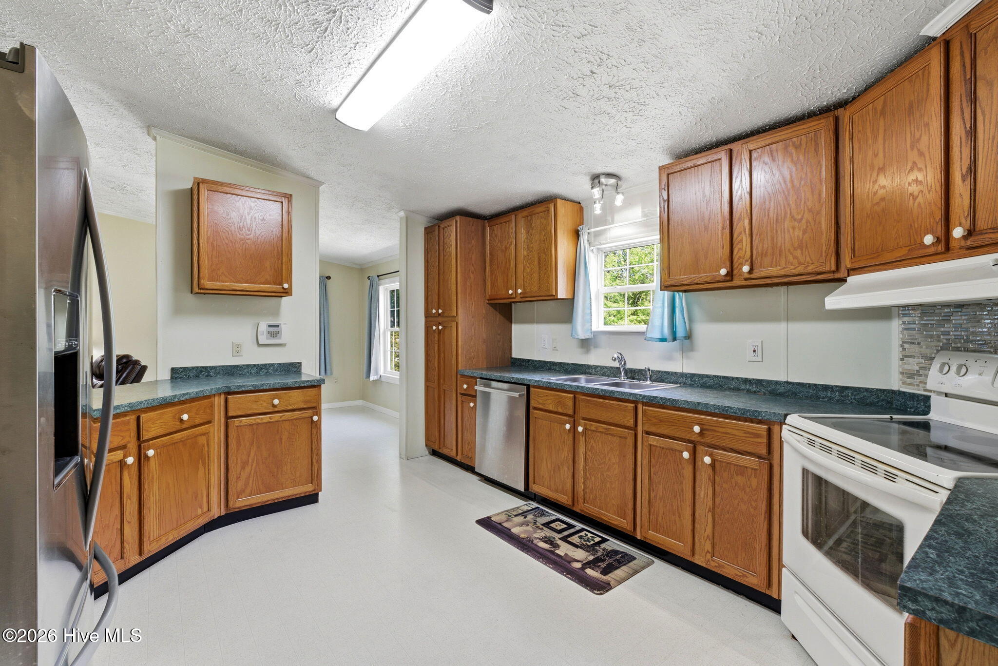 100568157 | Photo 18