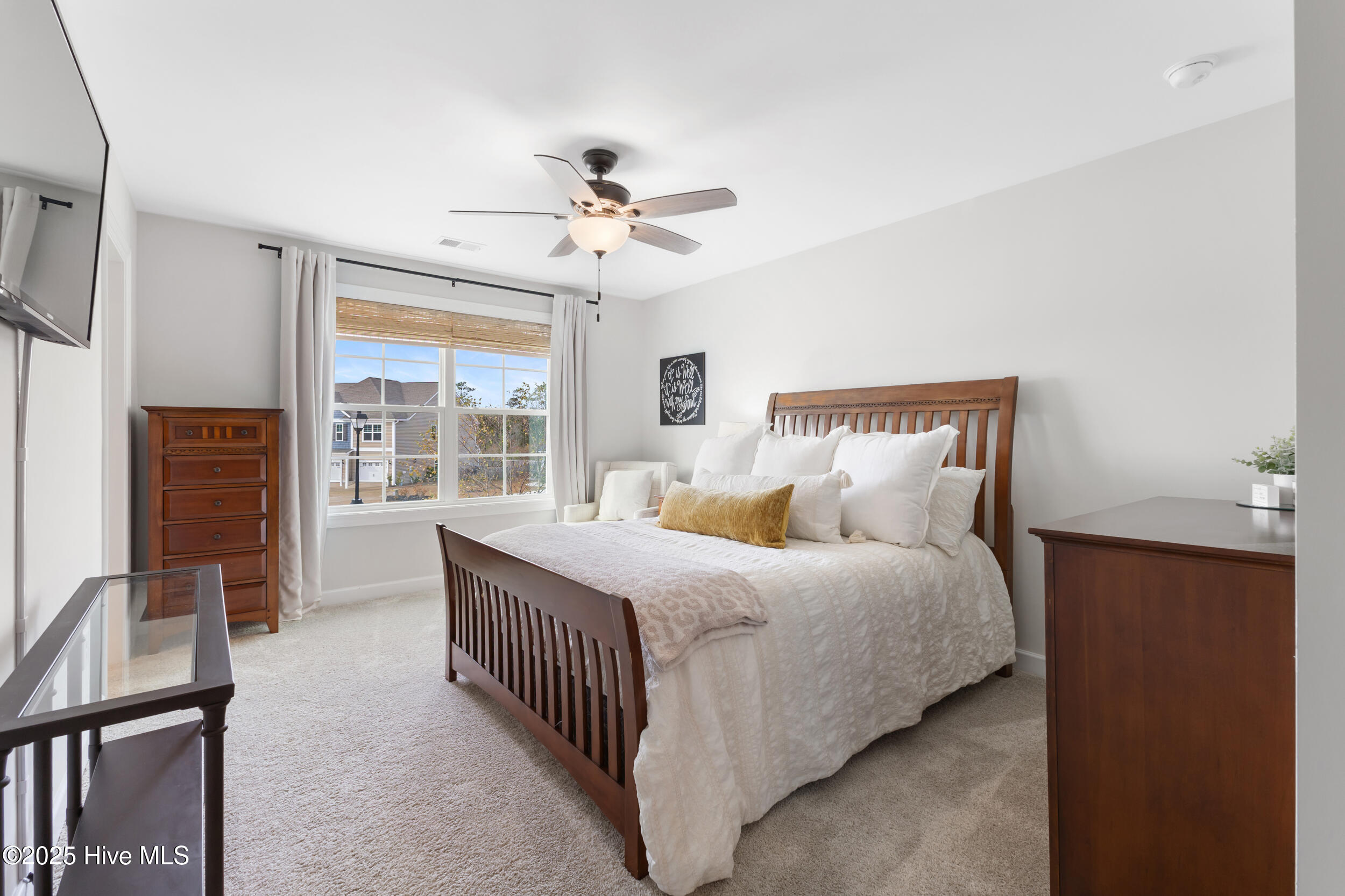 100546095 | Photo 48