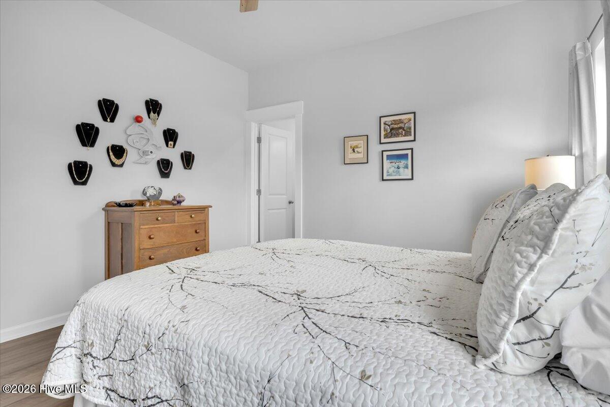 100566058 | Photo 31