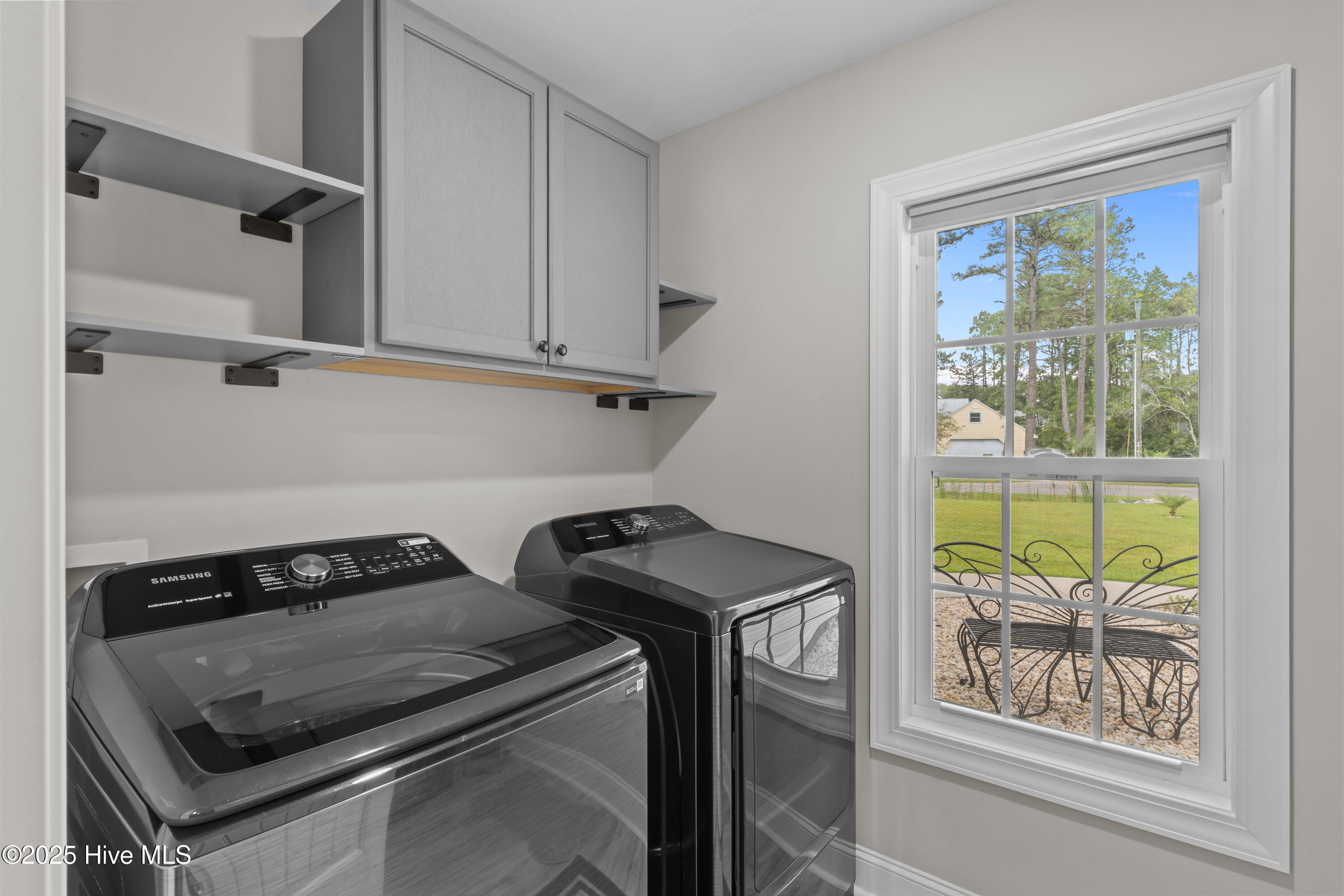 100522154 | Photo 36