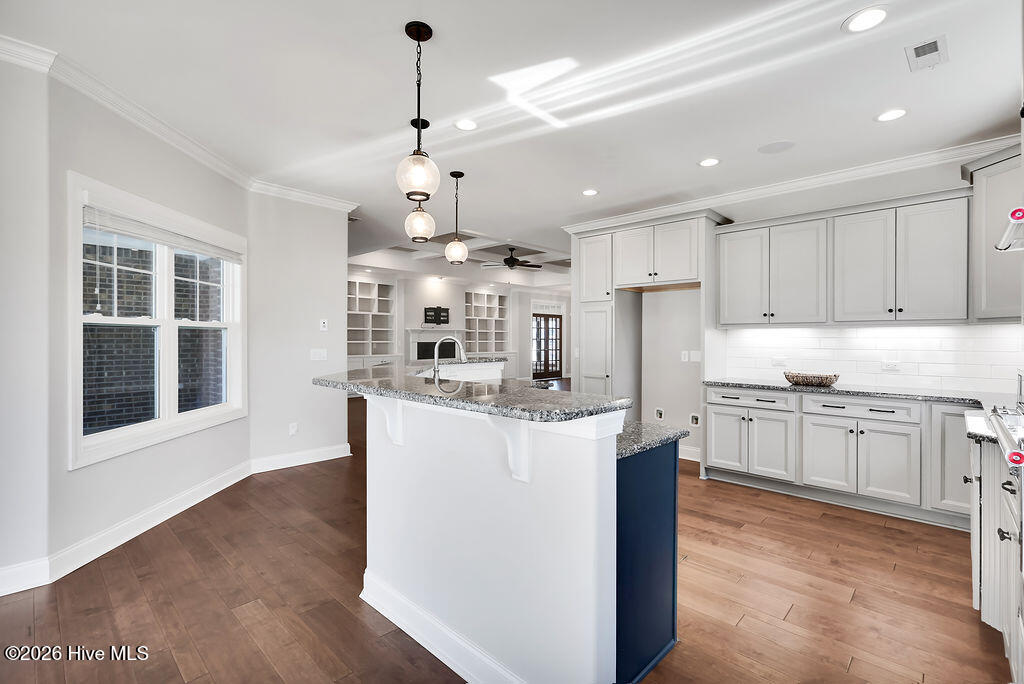 100555055 | Photo 14