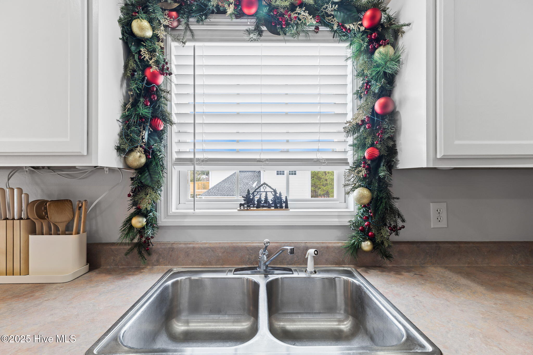 100546580 | Photo 18