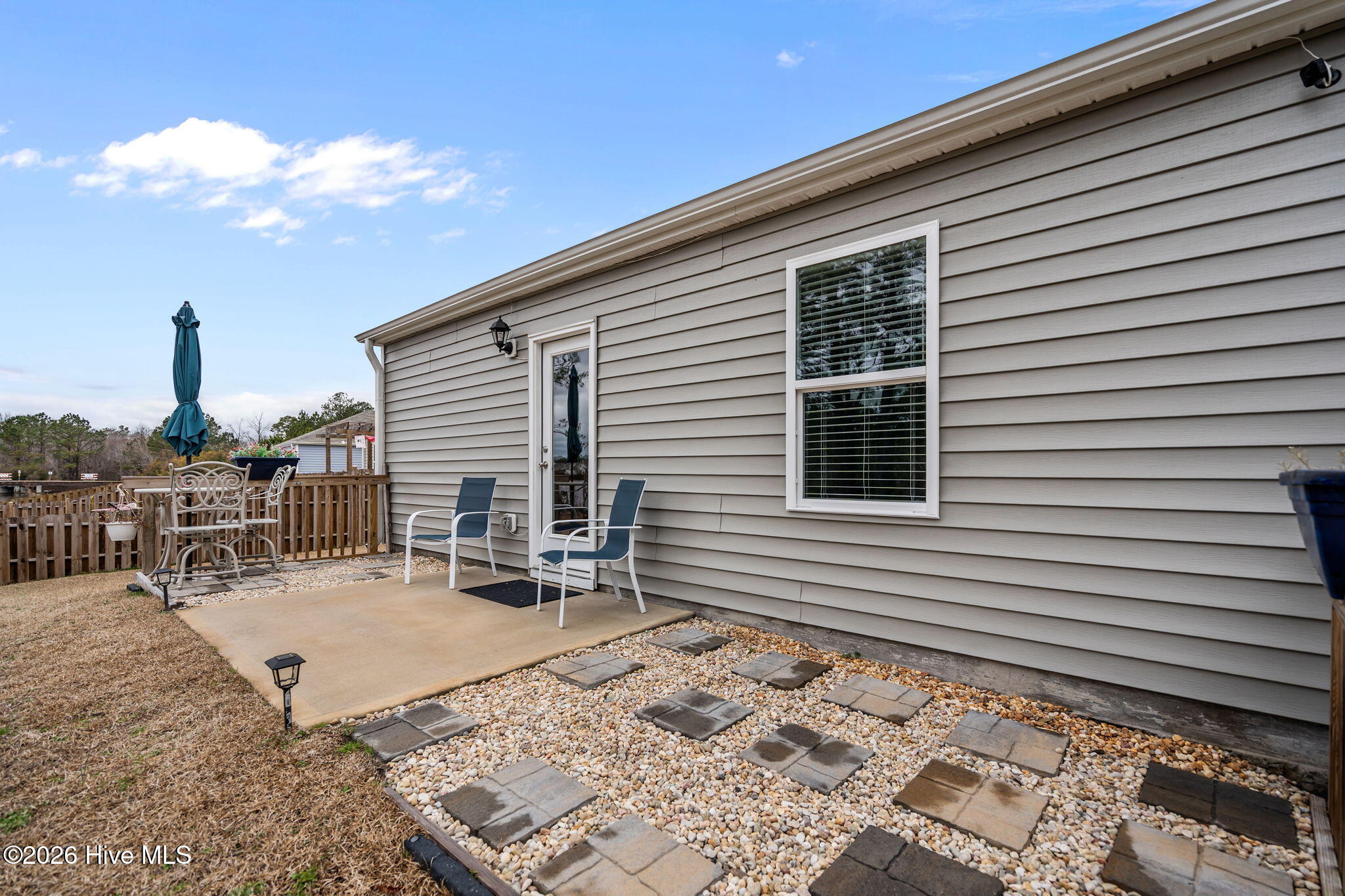 100555354 | Photo 56