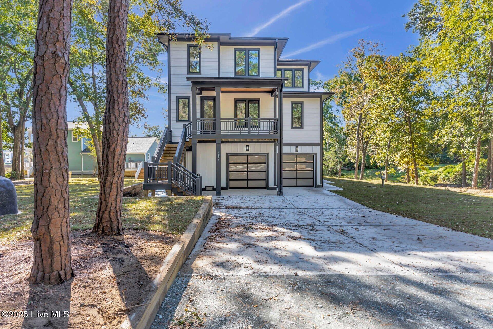 Homes for sale in Wilmington, NC | 1624 Sunrise Ln, Wilmington, NC 28409 | MLS# 100539388