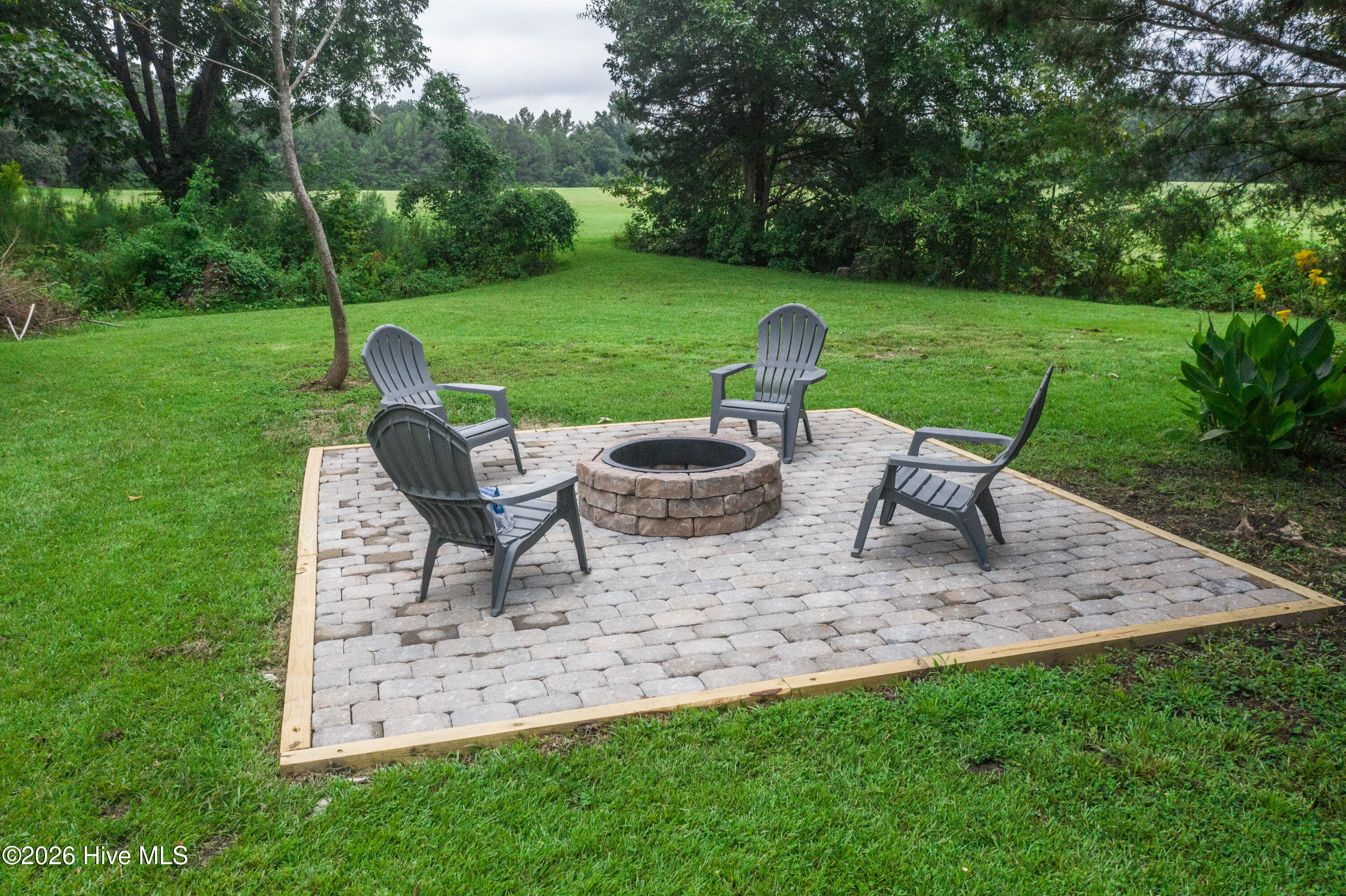 100563568 | Photo 47