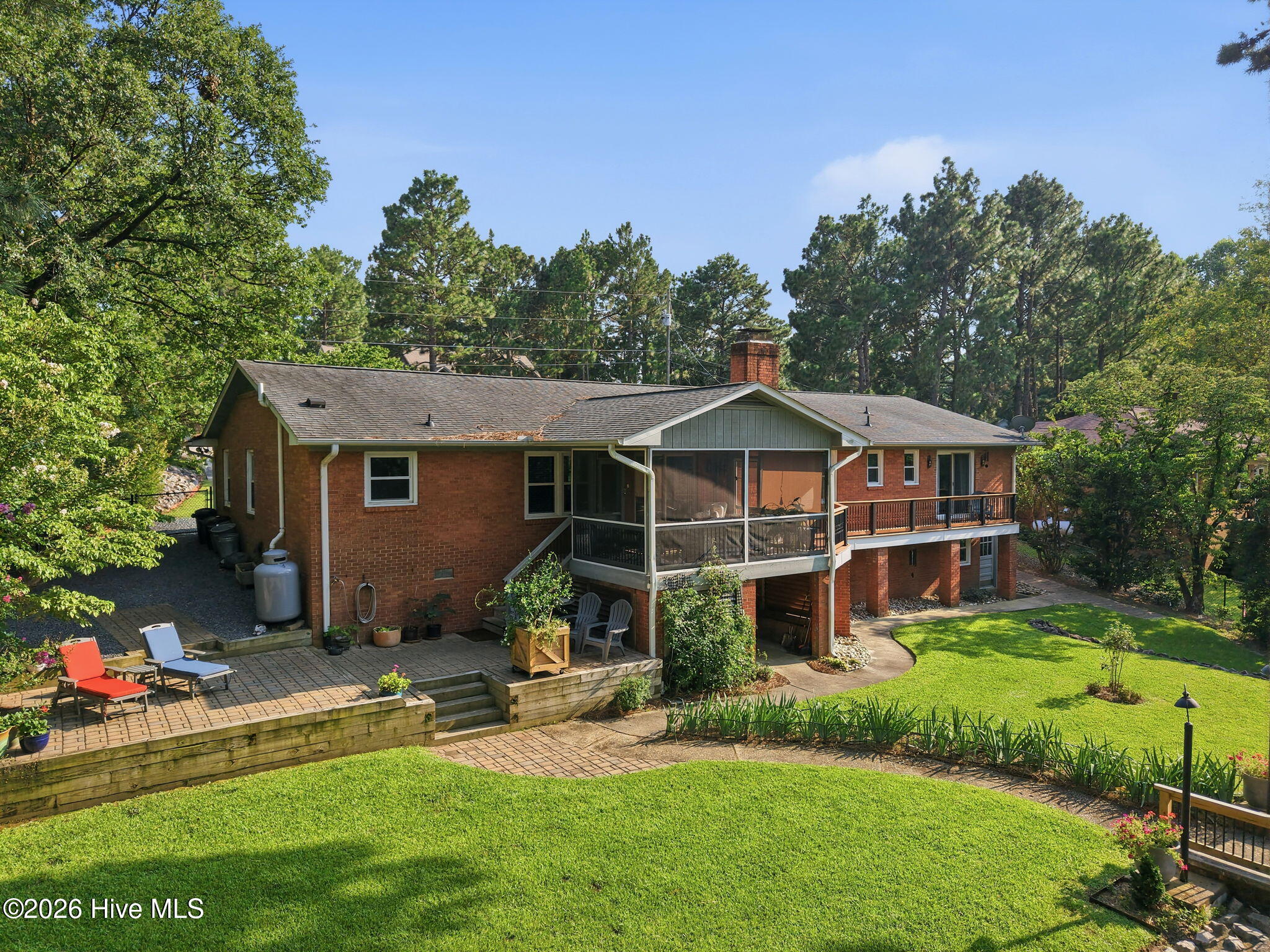 2nd image of 22 Pine Lake Dr, Whispering Pines, NC 28327 | MLS# 100593115