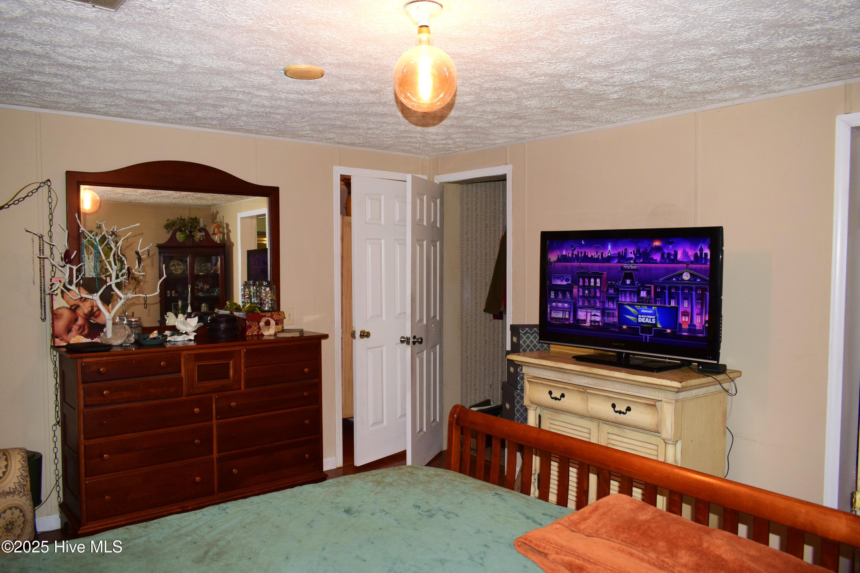 100543289 | Photo 30