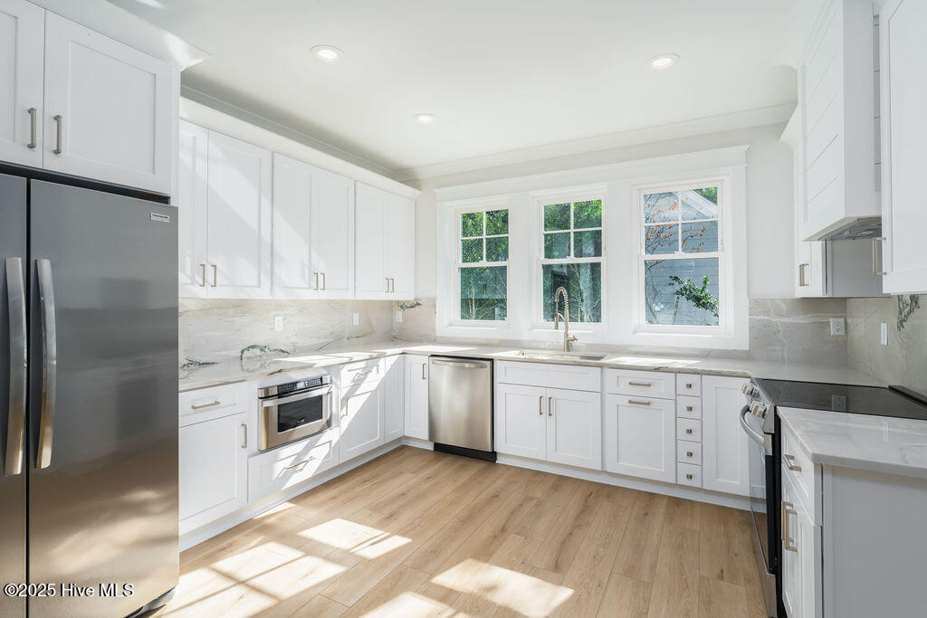 100522858 | Photo 17