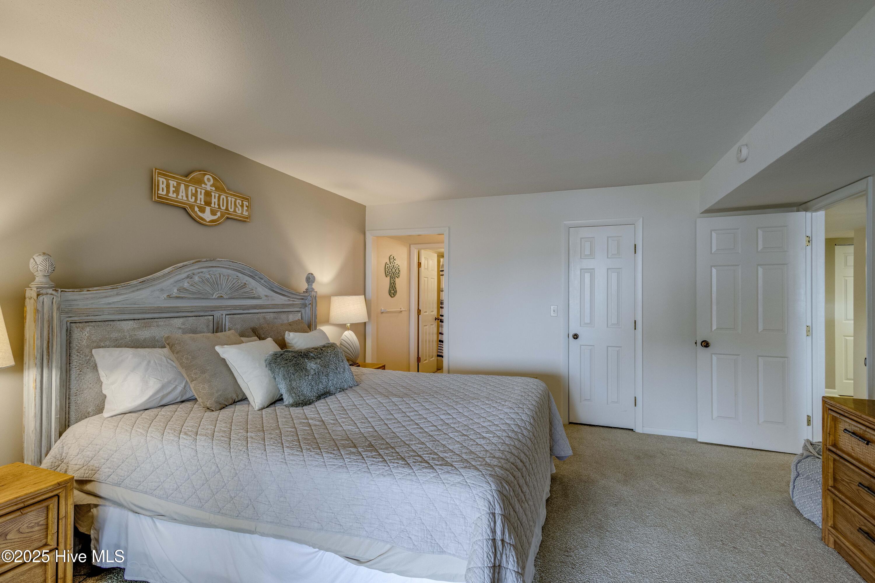 100494950 | Photo 17