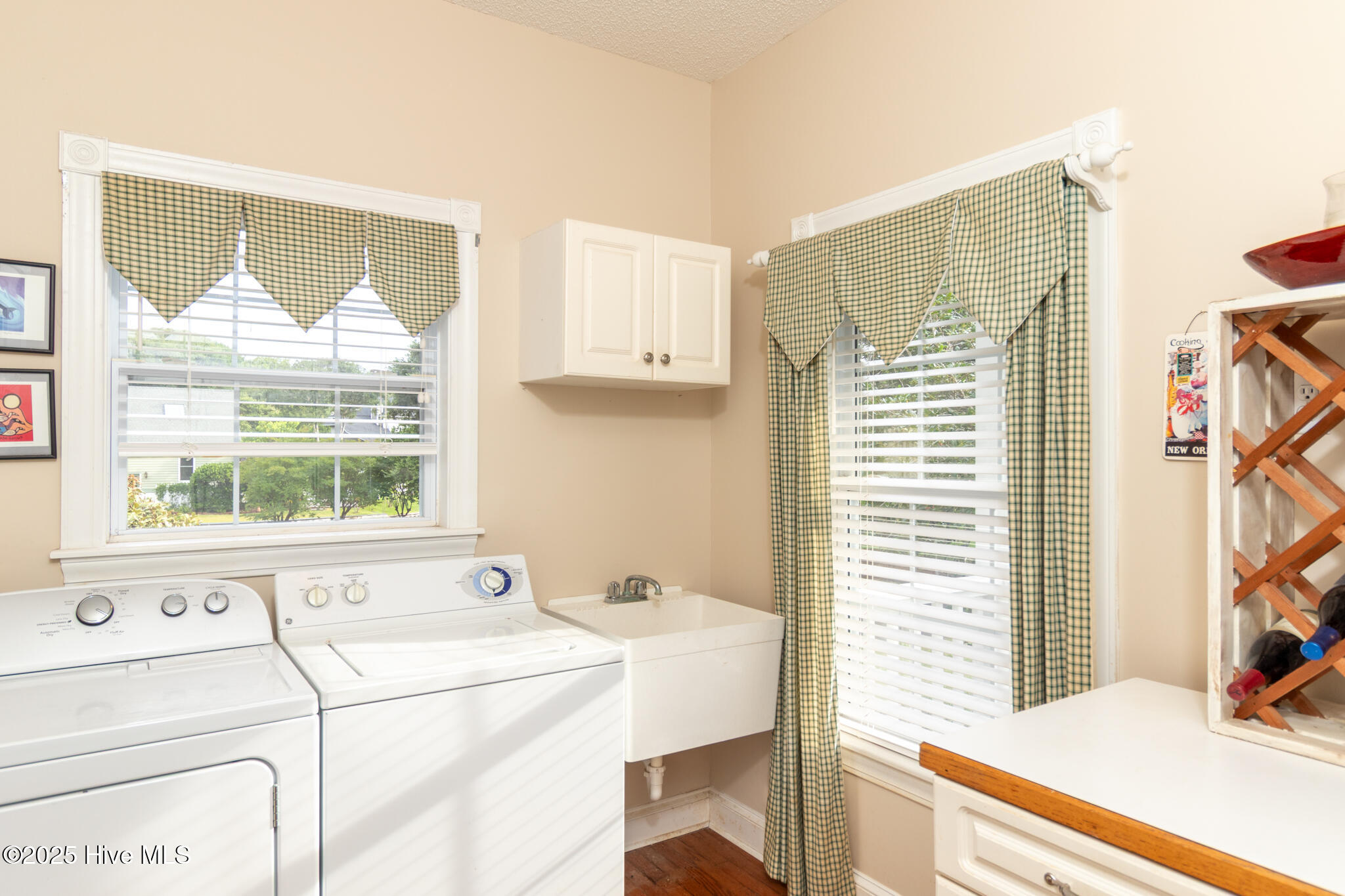 100516943 | Photo 34