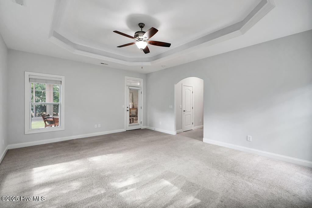 100514876 | Photo 36