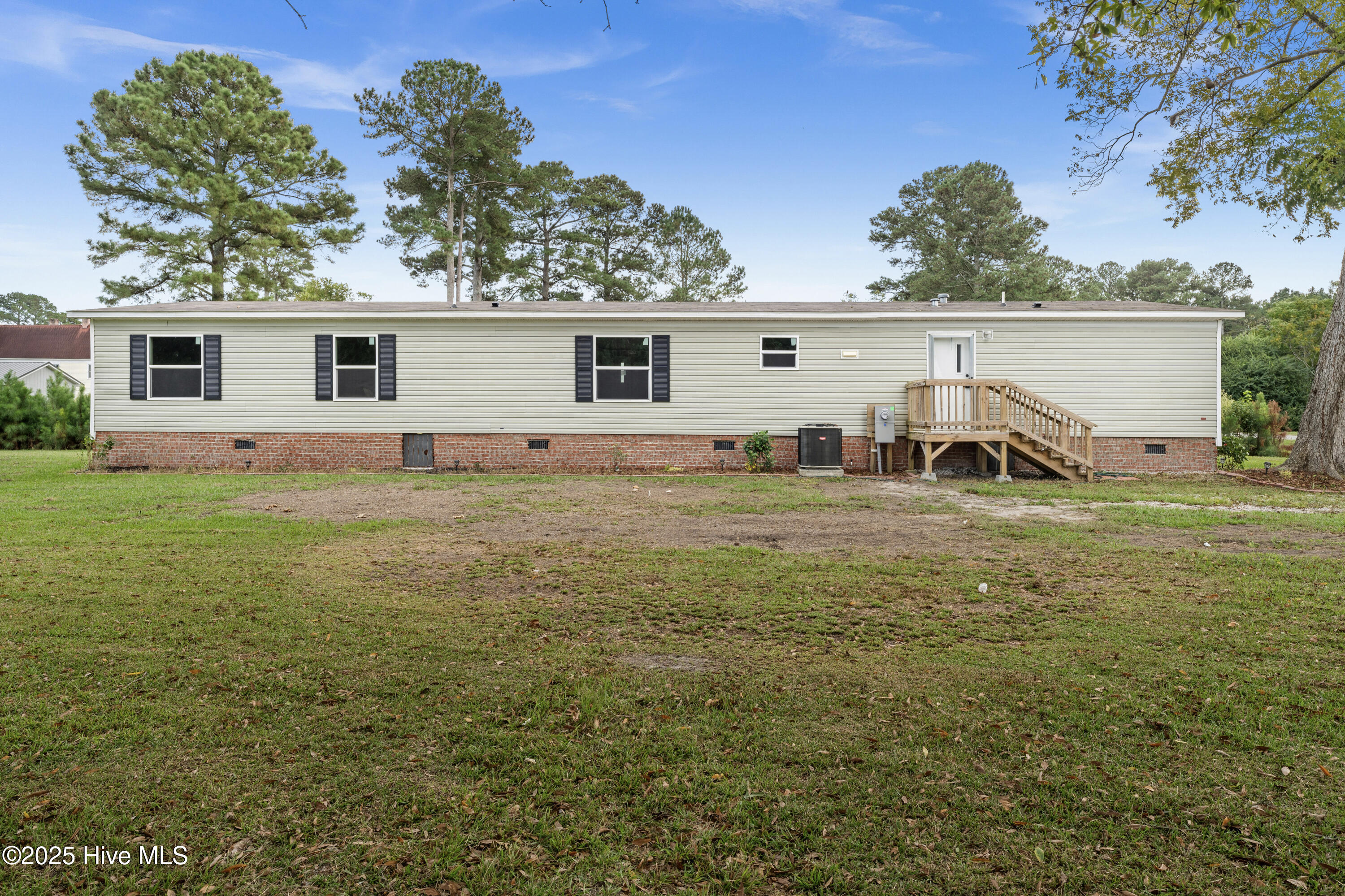 Homes for sale in Teachey, NC | 120 Nw First St, Teachey, NC 28464 | MLS# 100535533