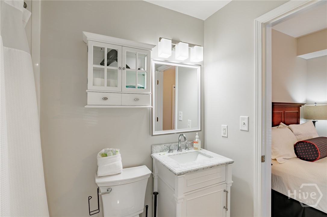 250 W Broad Street 521