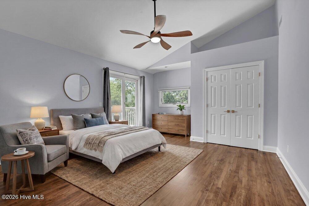 100569343 | Photo 27