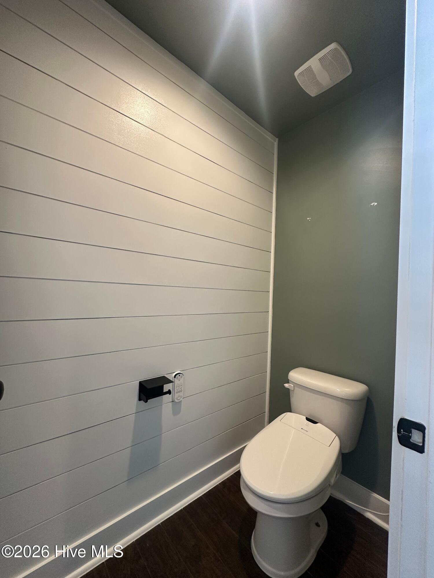 100559148 | Photo 24