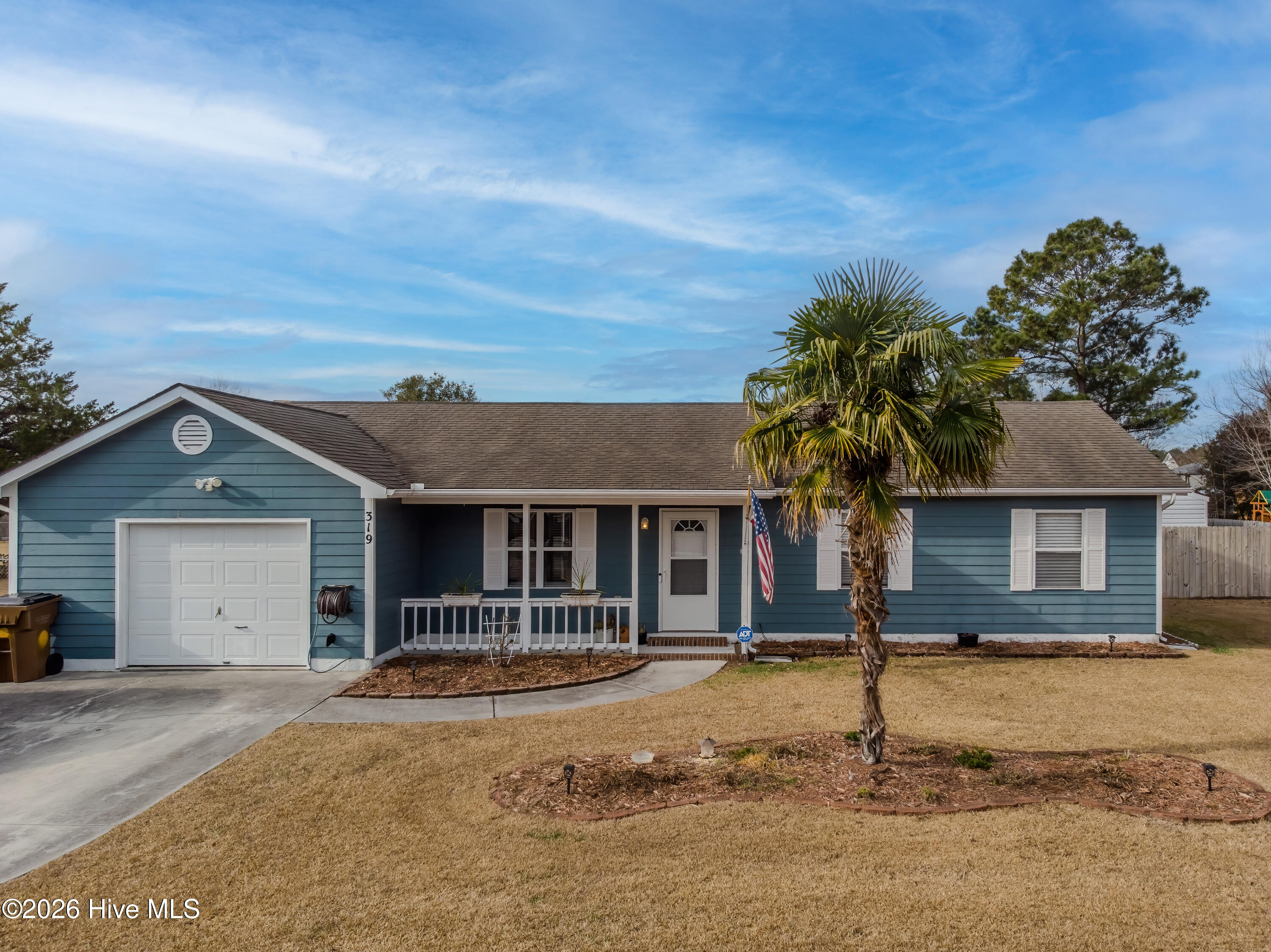 100550368 | Photo 48