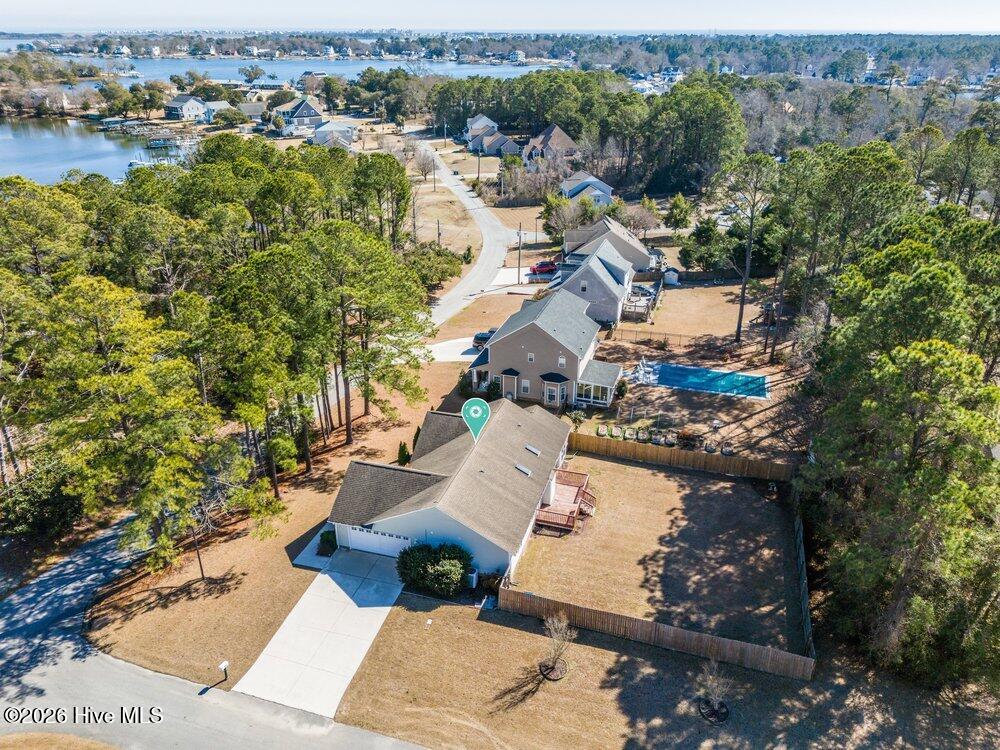 100555437 | Photo 38