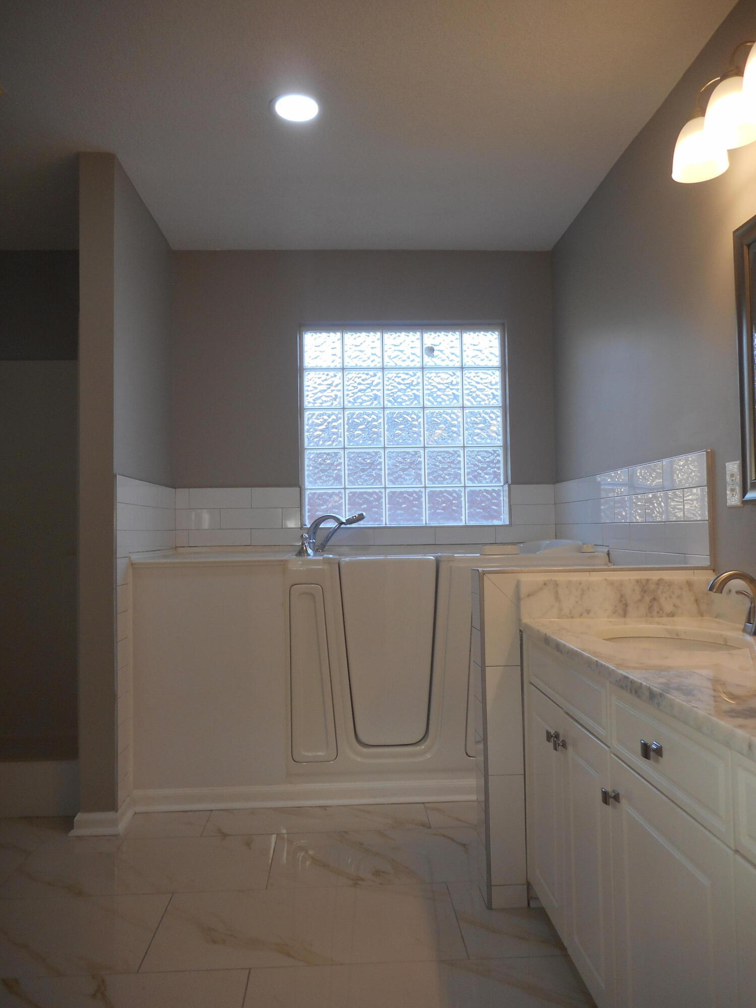 Separate shower