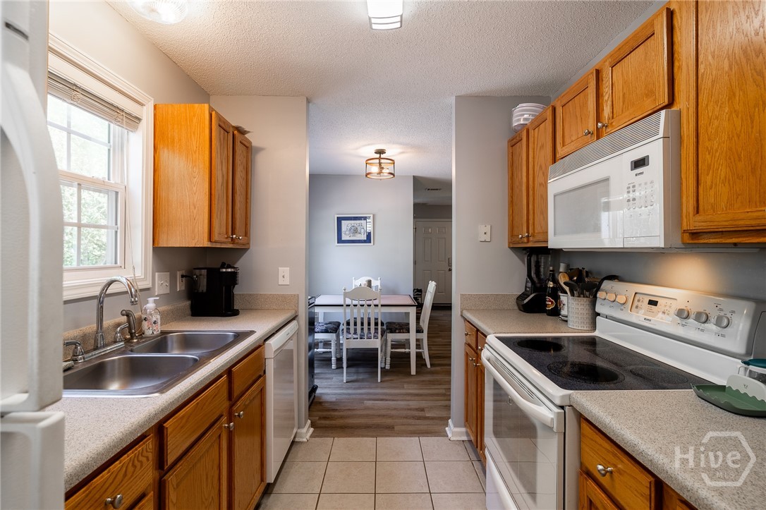 1305 Cedar Shoals Drive 201