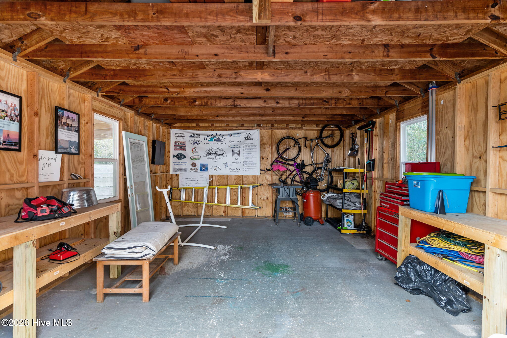 100552311 | Photo 44