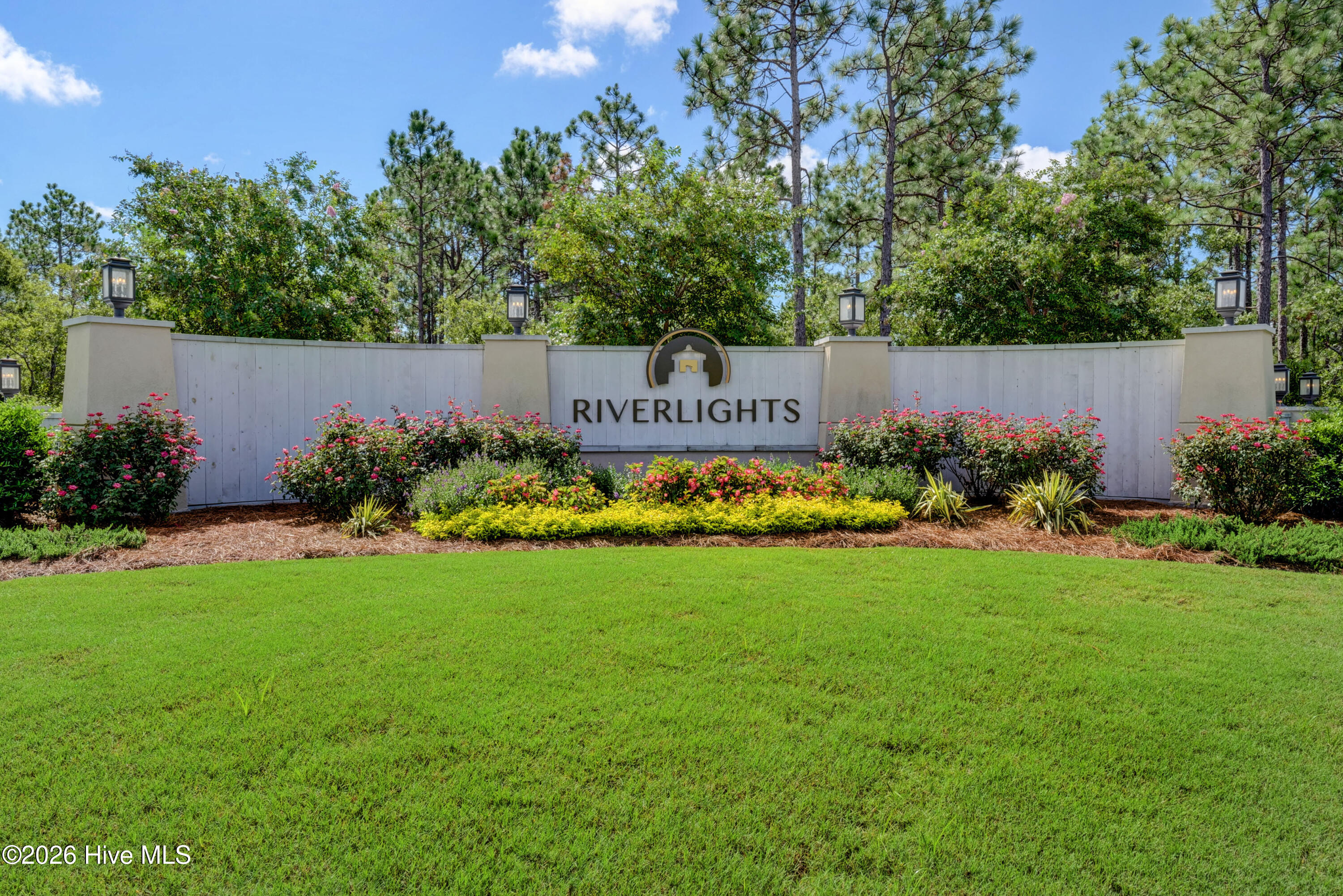 100565697 | Photo 52