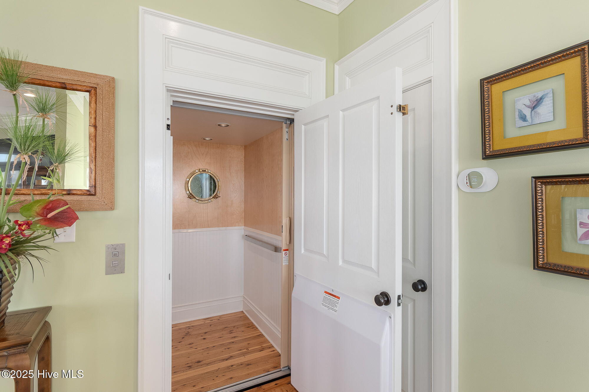 100536306 | Photo 27