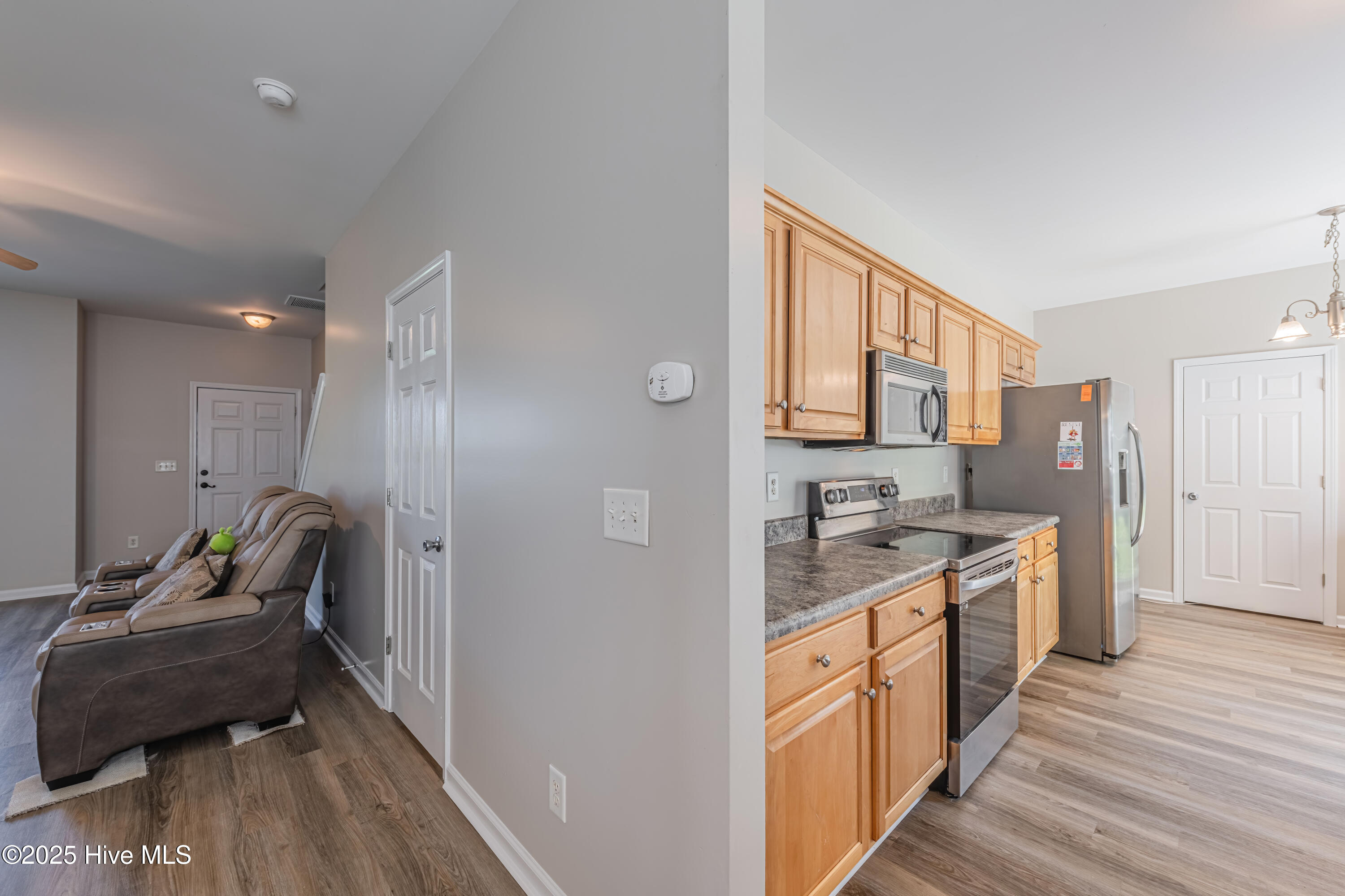 100521168 | Photo 17