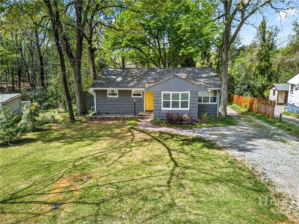 Adorable Bungalow right off S Milledge ave