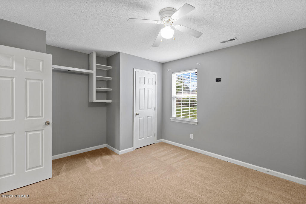 100564079 | Photo 10