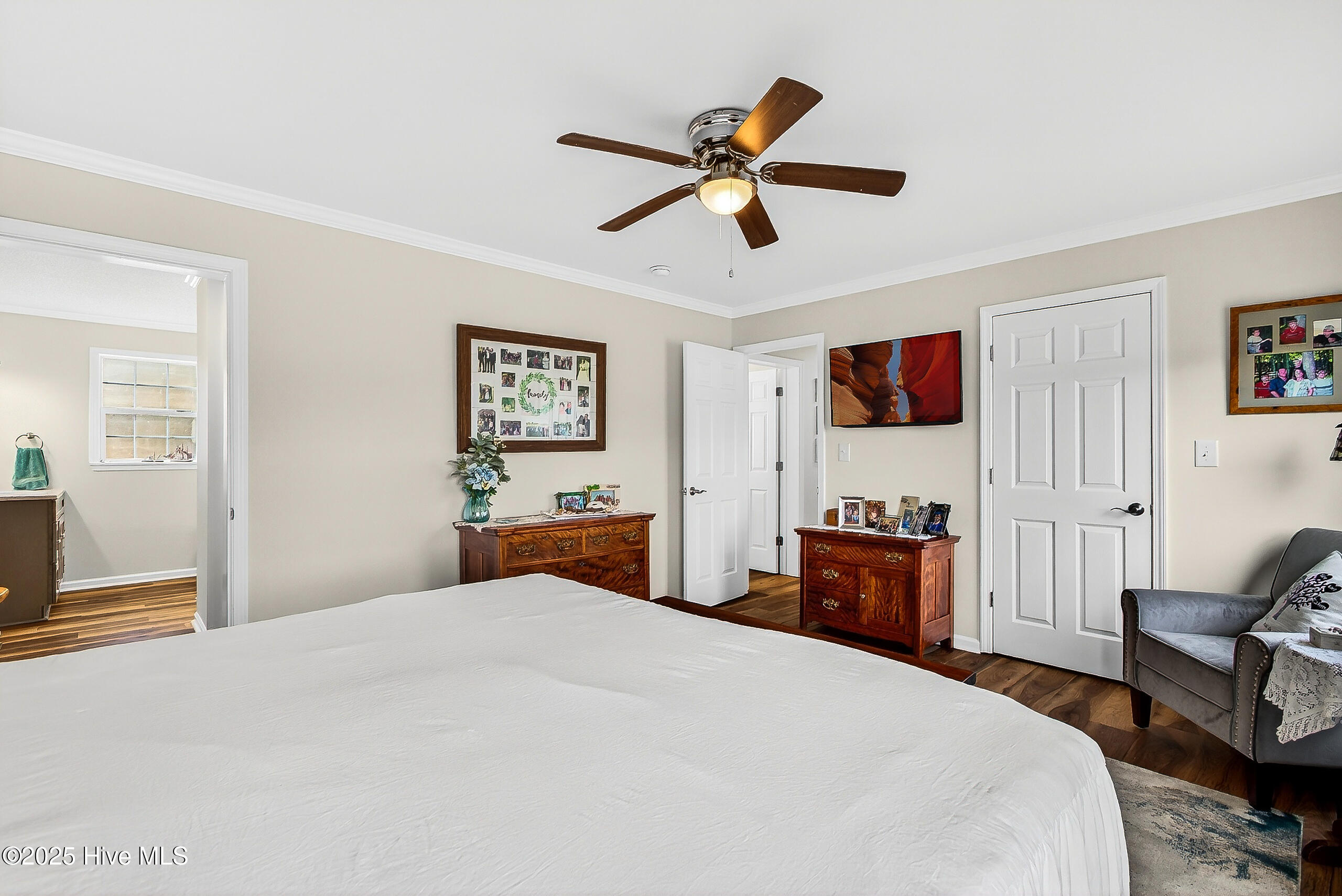 100543152 | Photo 16