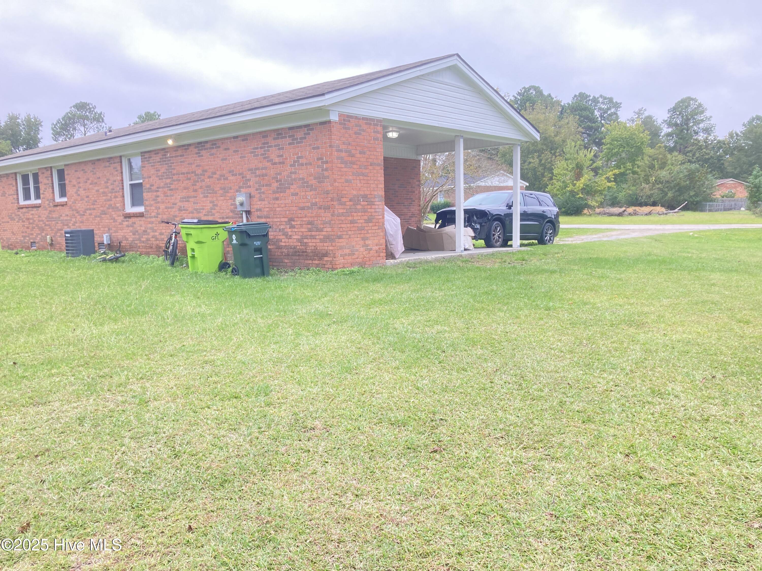 Homes for sale in New Bern, NC | 1405 Mockingbird Ln, New Bern, NC 28562 | MLS# 100558355