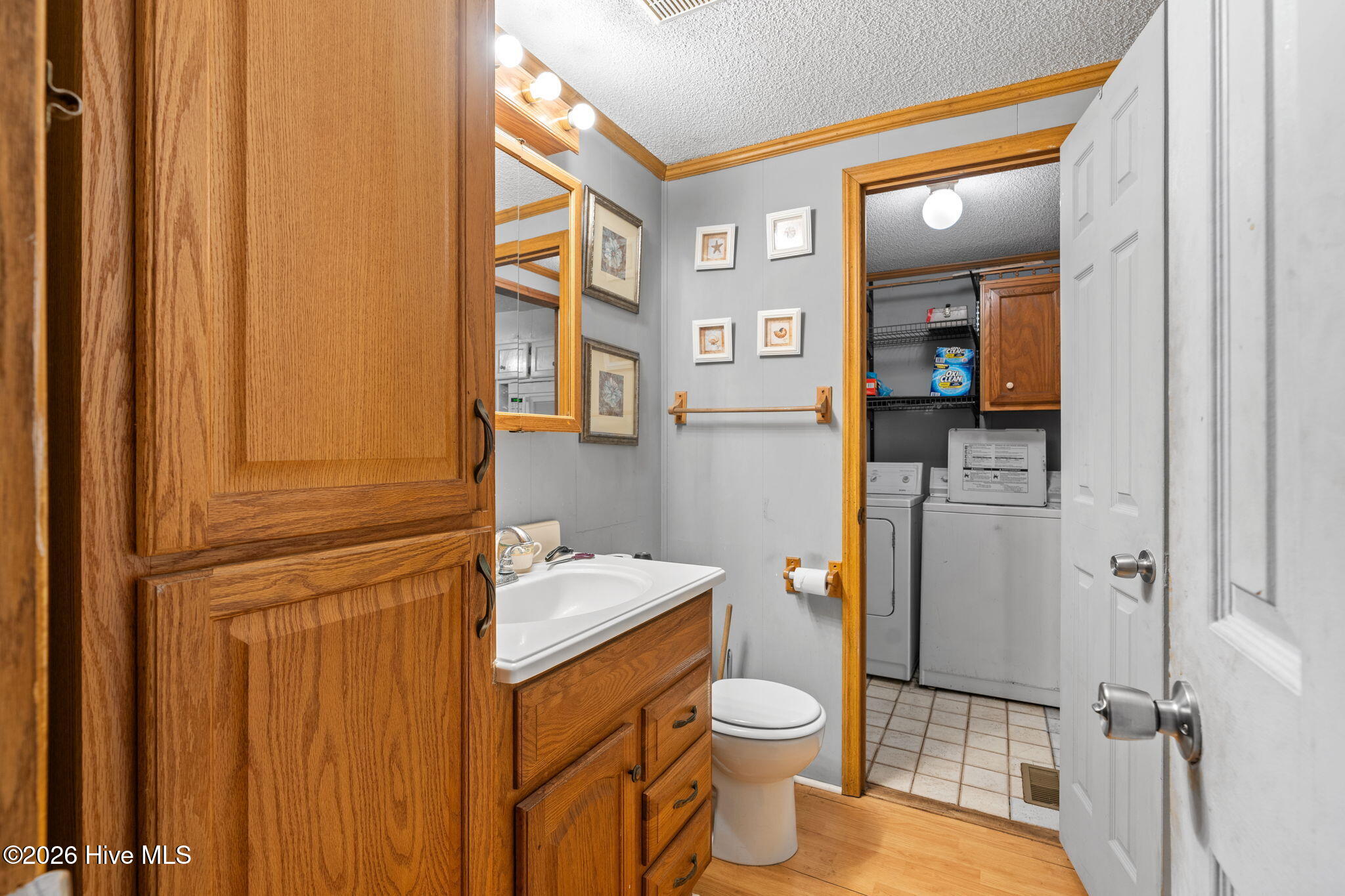 100557144 | Photo 13