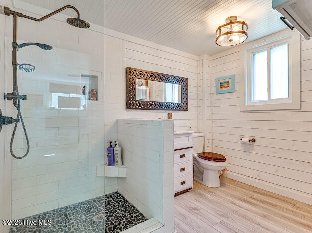 100558196 | Photo 32