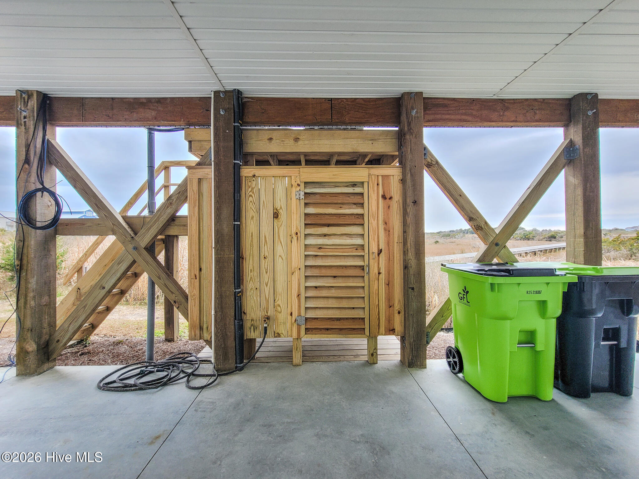 100553641 | Photo 12