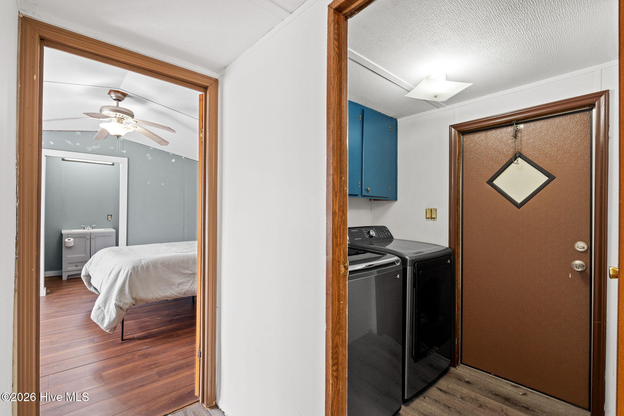 100564751 | Photo 27