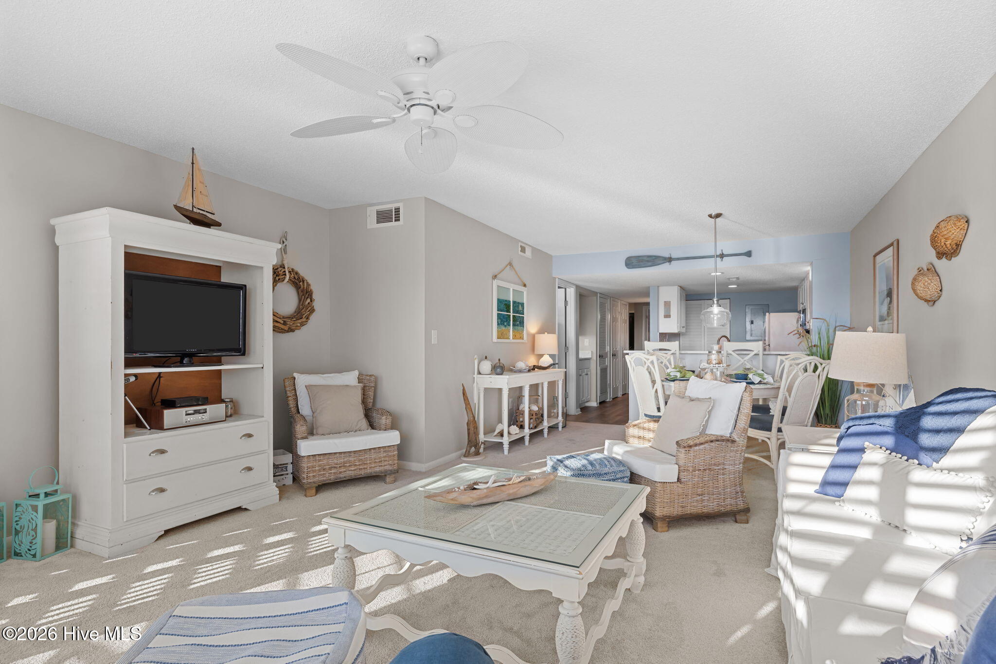 100554625 | Photo 13