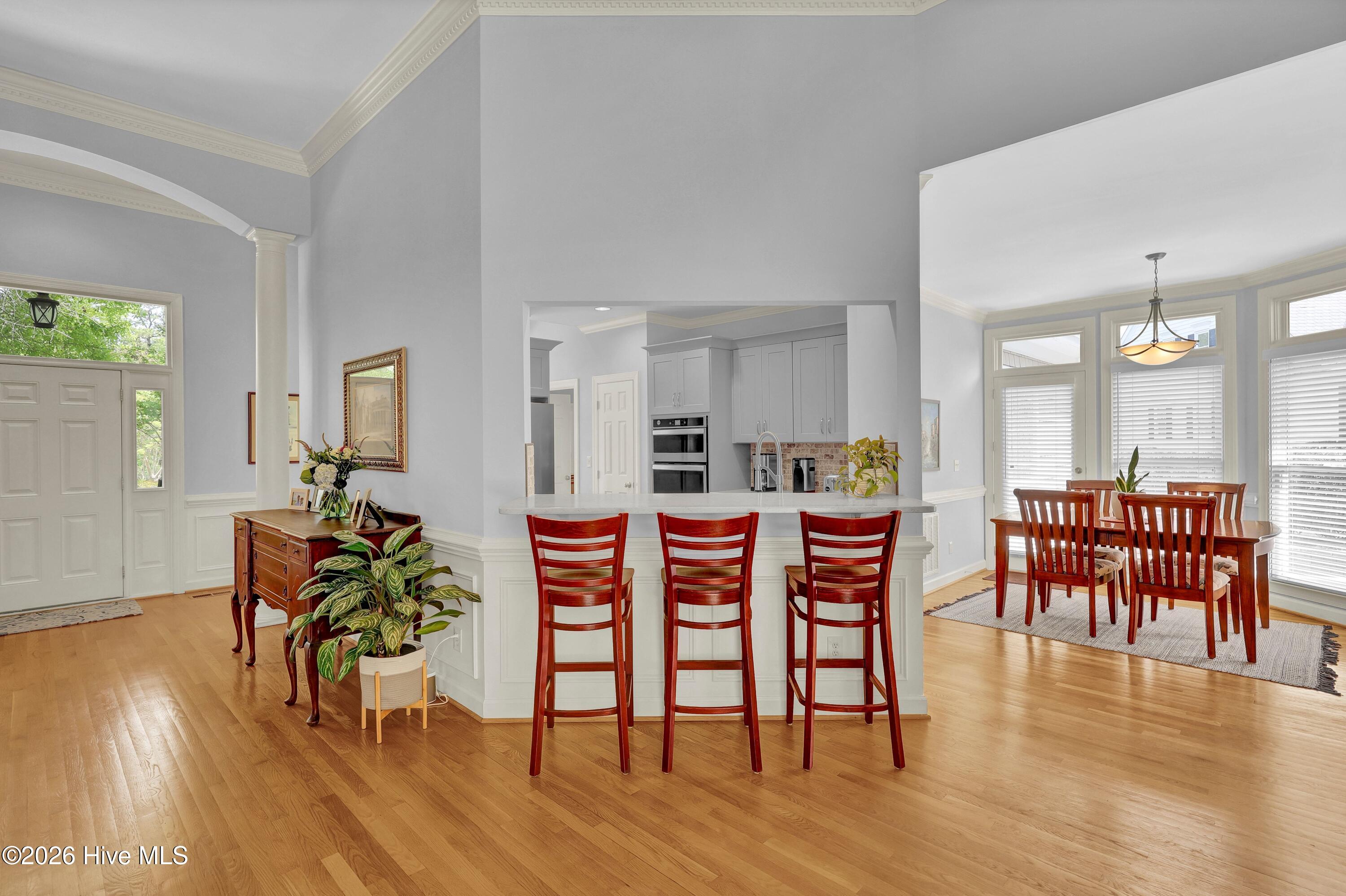 100566013 | Photo 12