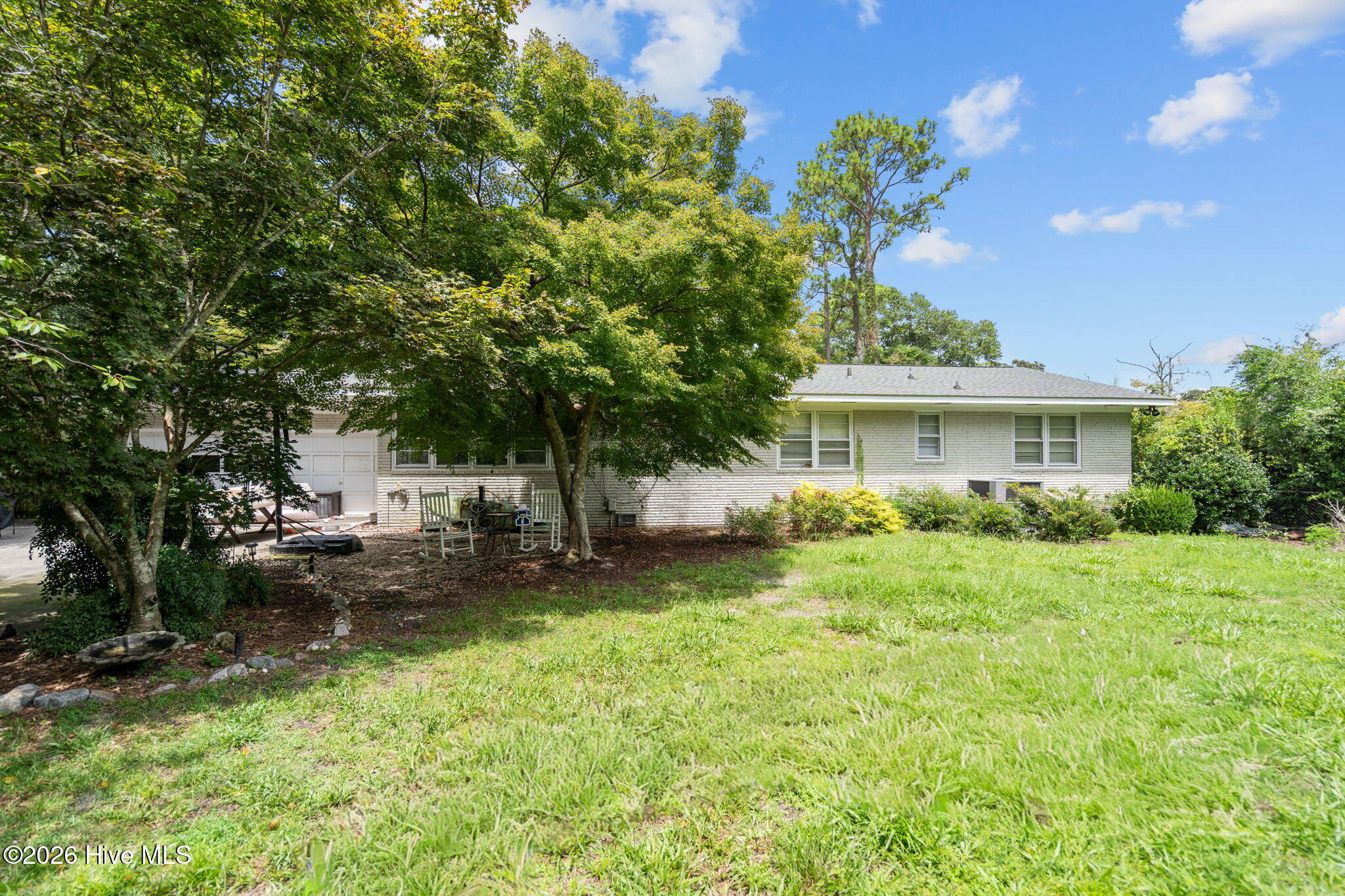 100525803 | Photo 44