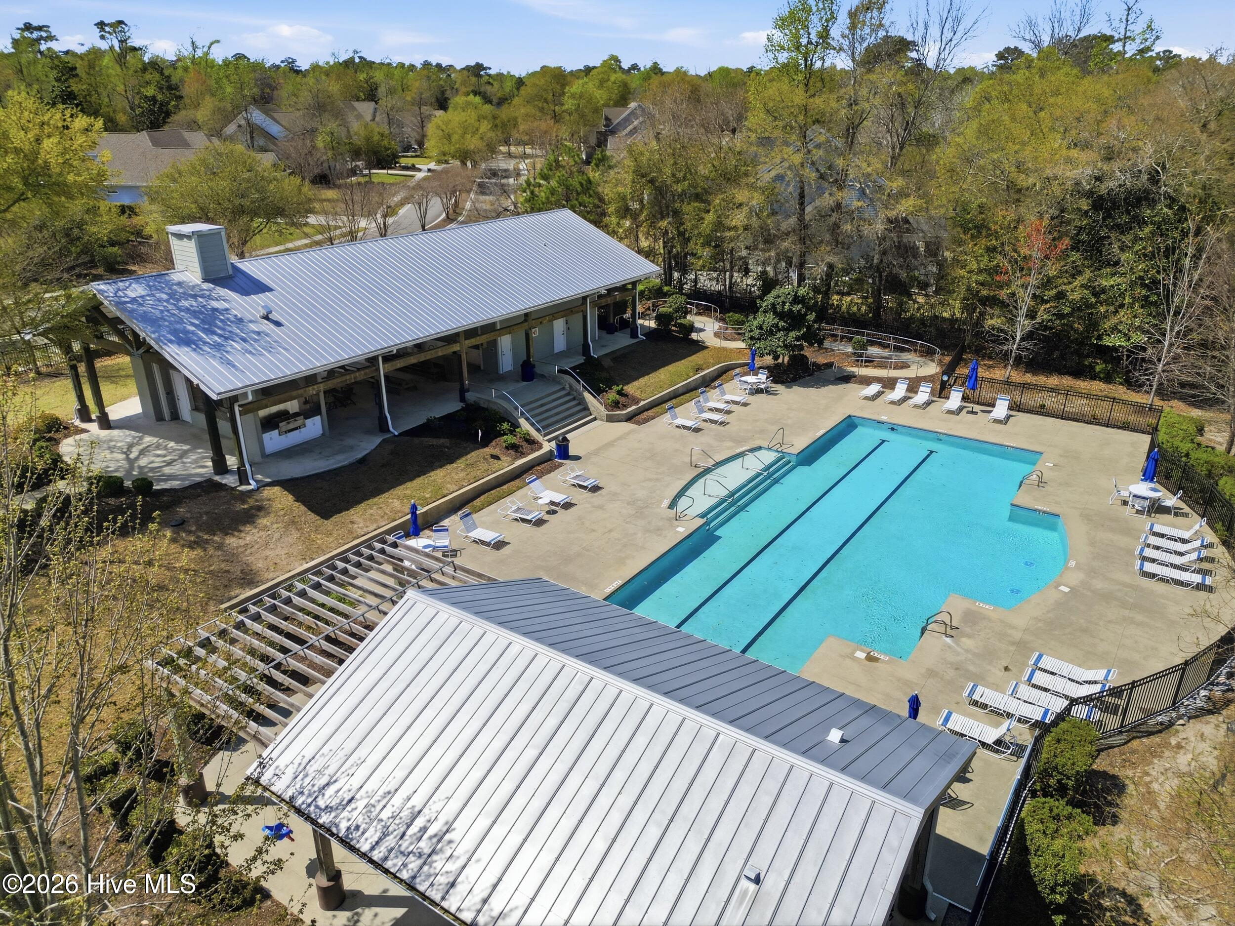 100562454 | Photo 66