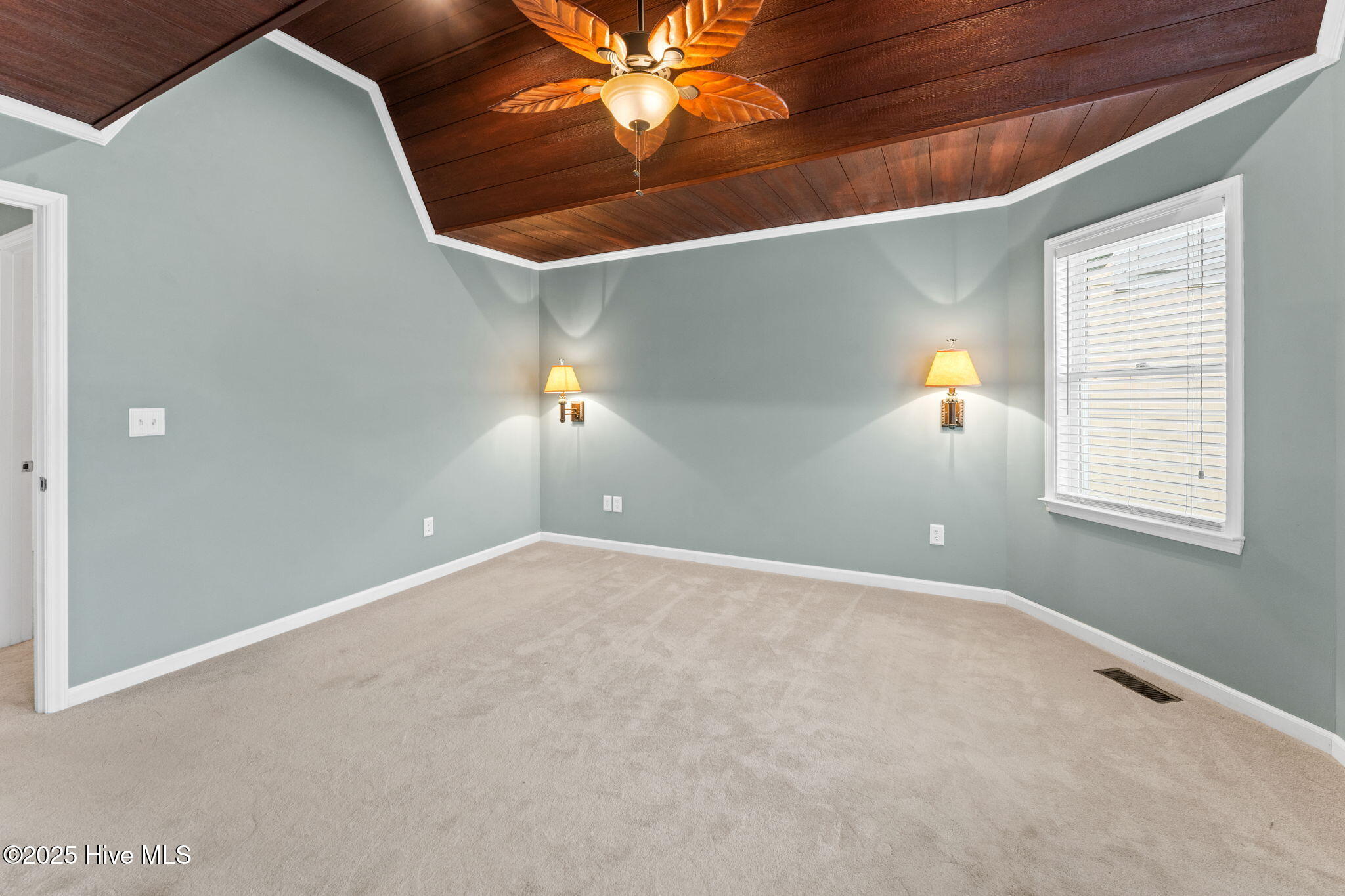 100544546 | Photo 27