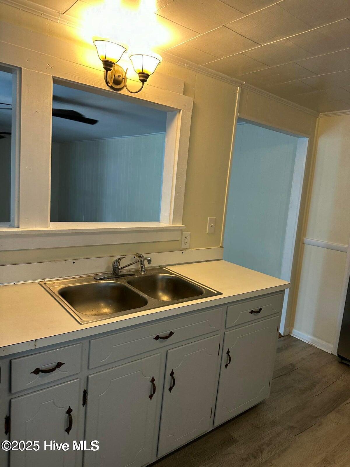 100526094 | Photo 21